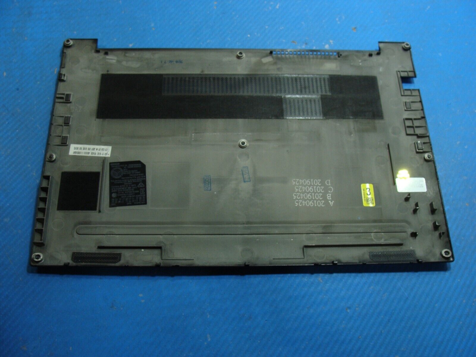 Dell Latitude 7490 14" Genuine Laptop Bottom Case Base Cover Black VTDDW