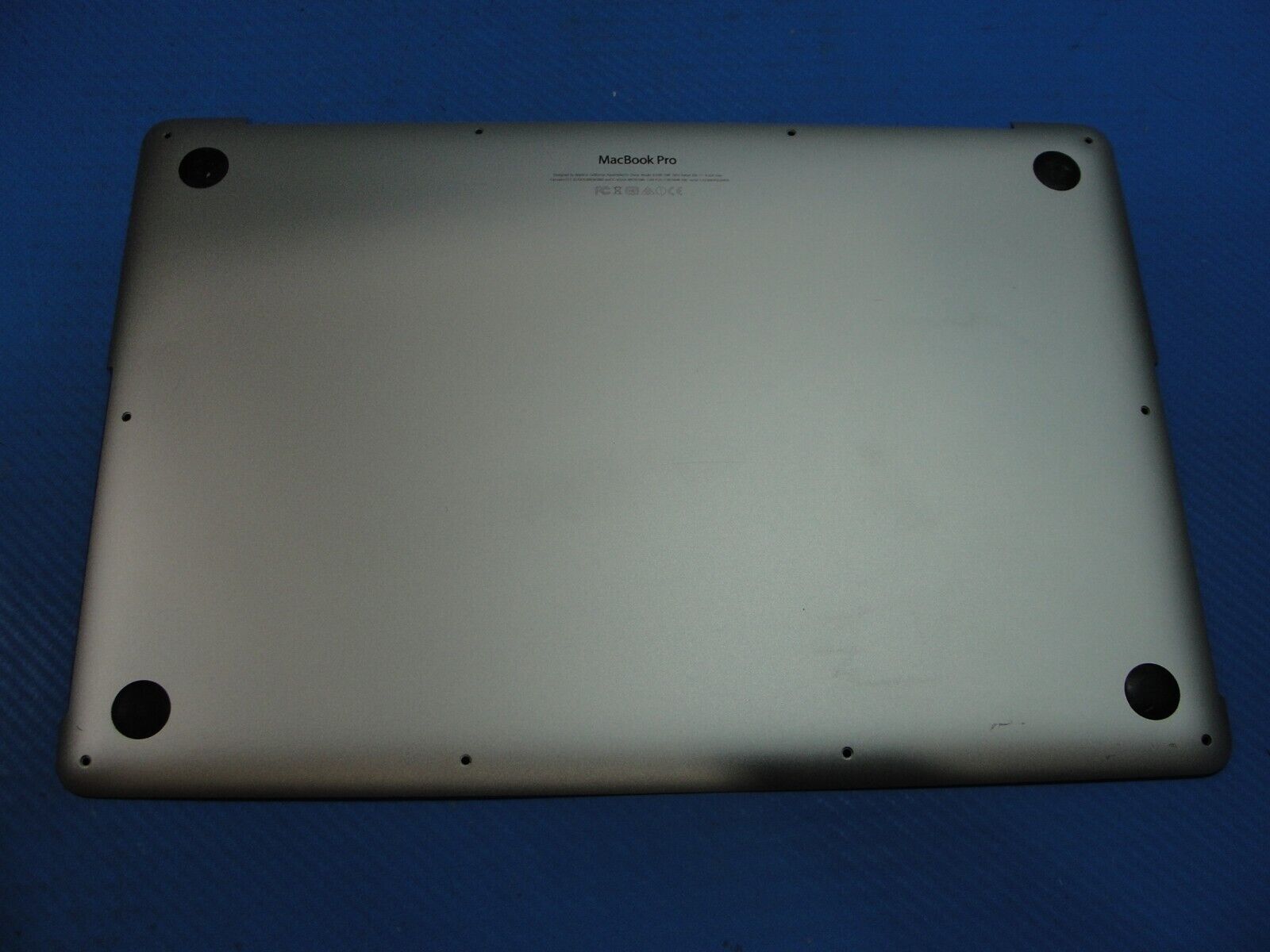 MacBook Pro 15" A1398 Mid 2015 MJLQ2LL/A MJLT2LL/A Bottom Case Silver 923-00544