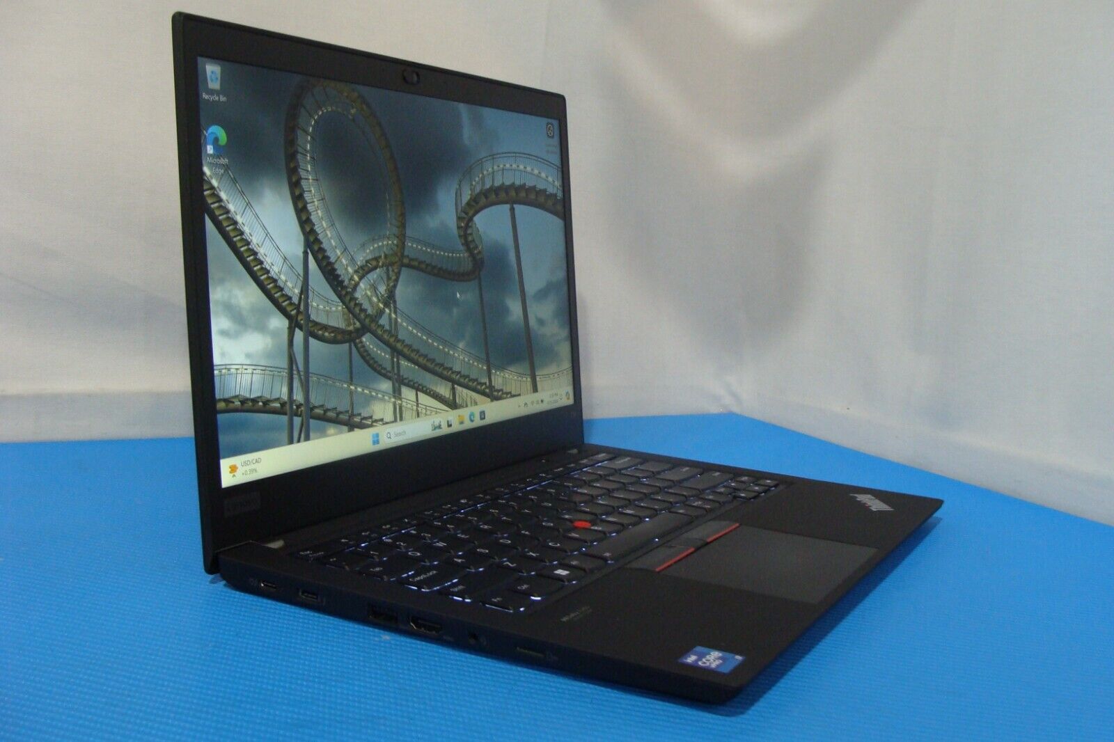 Lenovo ThinkPad T14 Gen 2i 14"FHD vPro i7-1185G7 3GHz 16GB RAM 256GB SSD+Charger