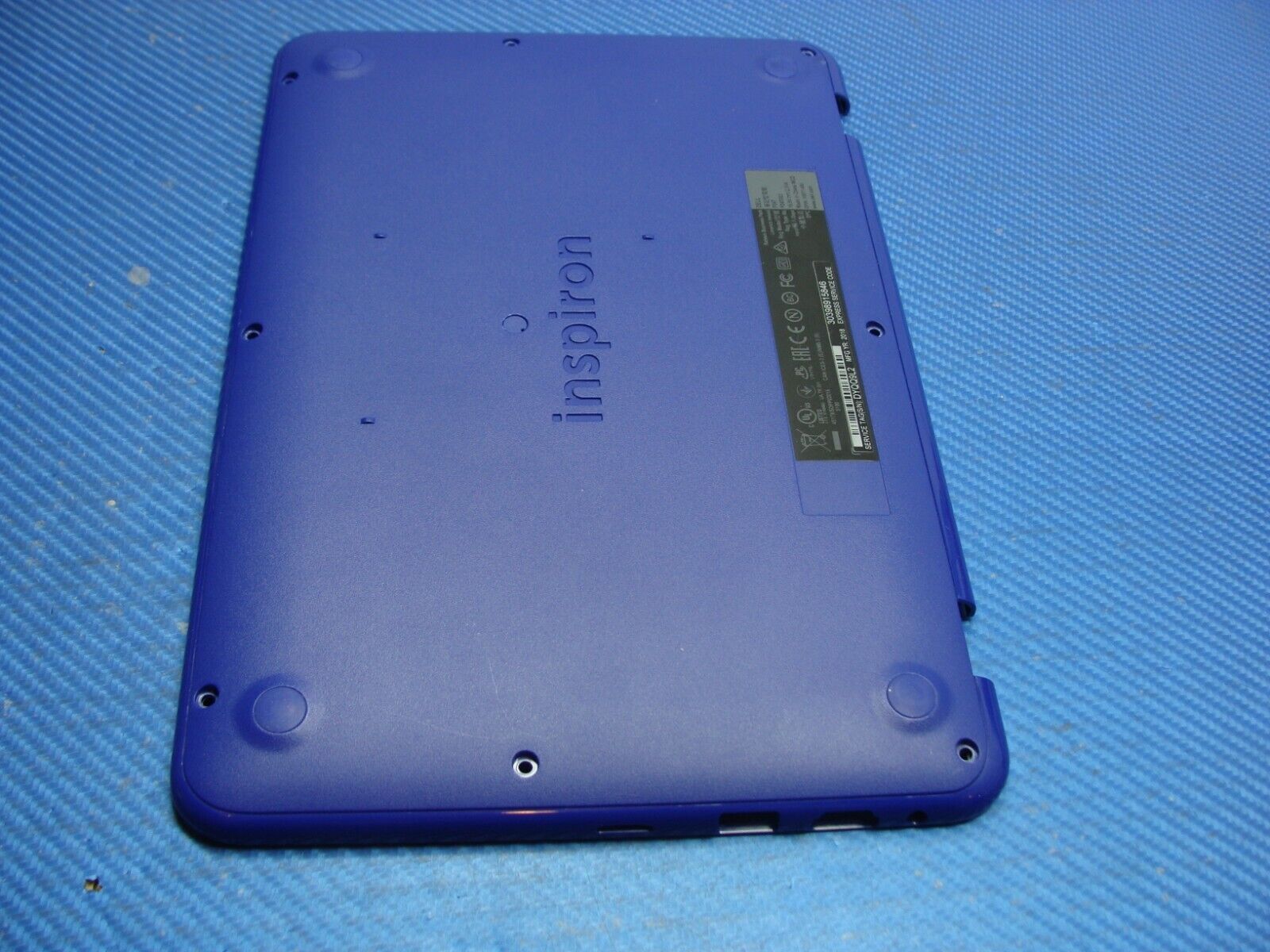 Dell Inspiron 3180 11.6" Genuine Bottom Case Base Cover Blue M5C6X