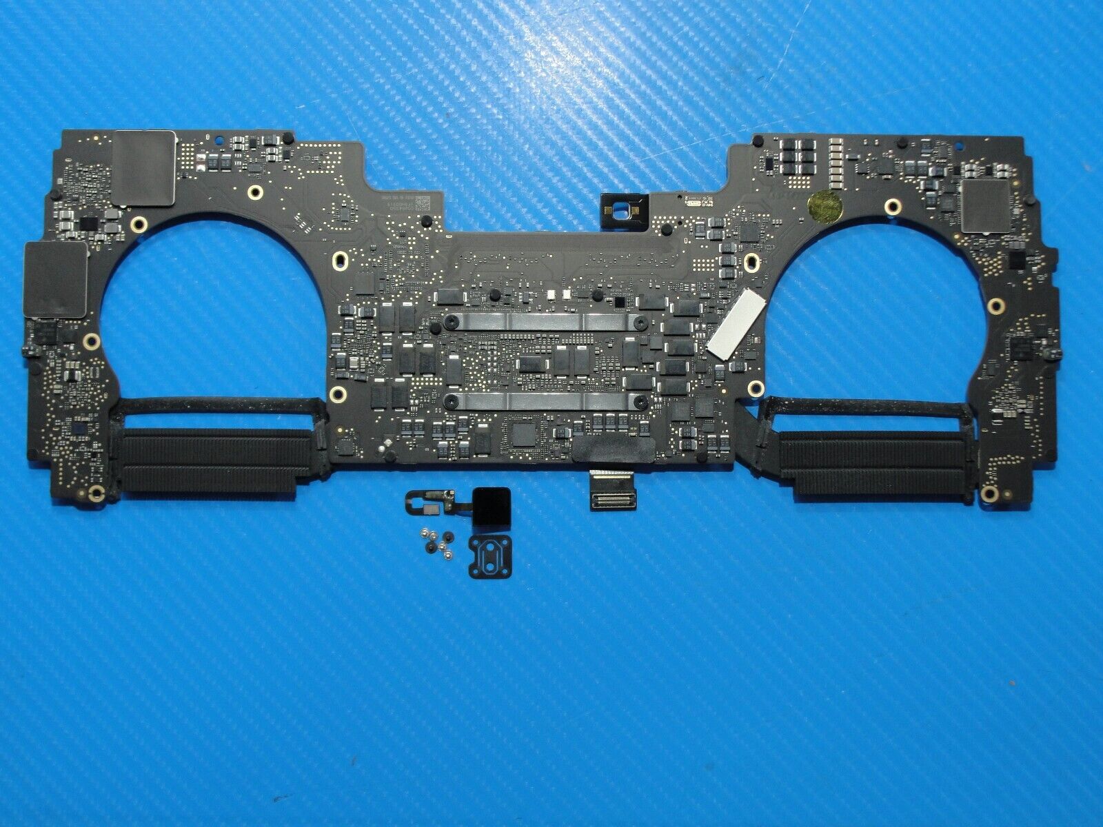MacBook Pro A1706 13
