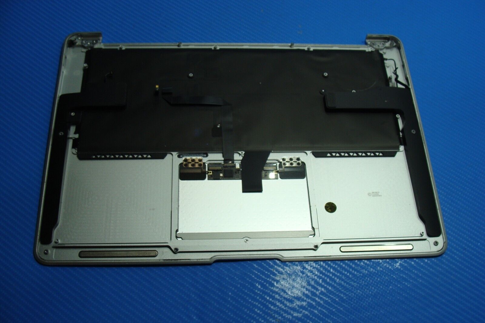 MacBook Air A1466 13" 2017 MQD32LL/A Top Case w/Keyboard Trackpad 661-7480