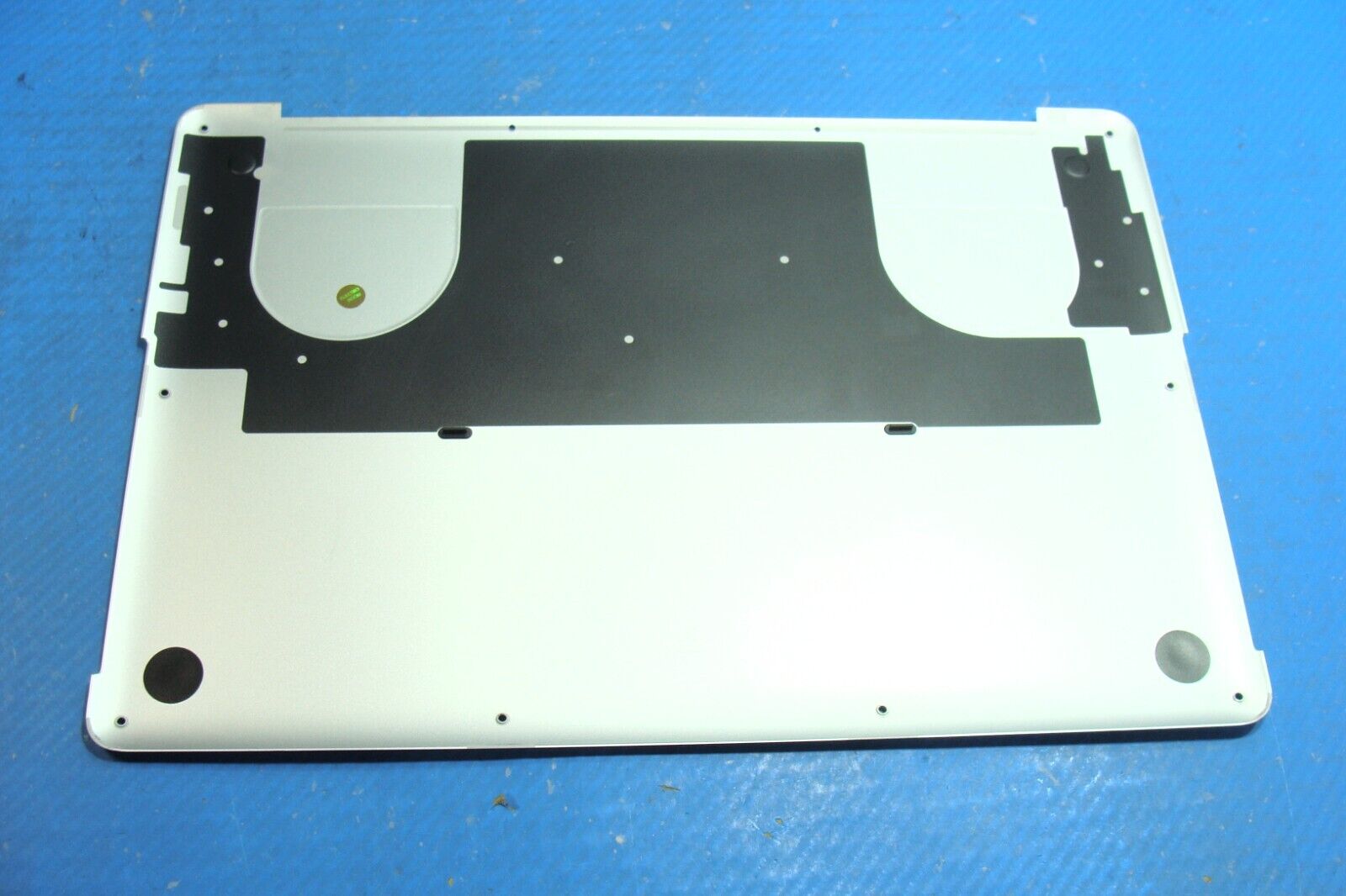 MacBook Pro A1398 Late 2013 ME293LL/A 15" Genuine Bottom Case Silver 923-0671