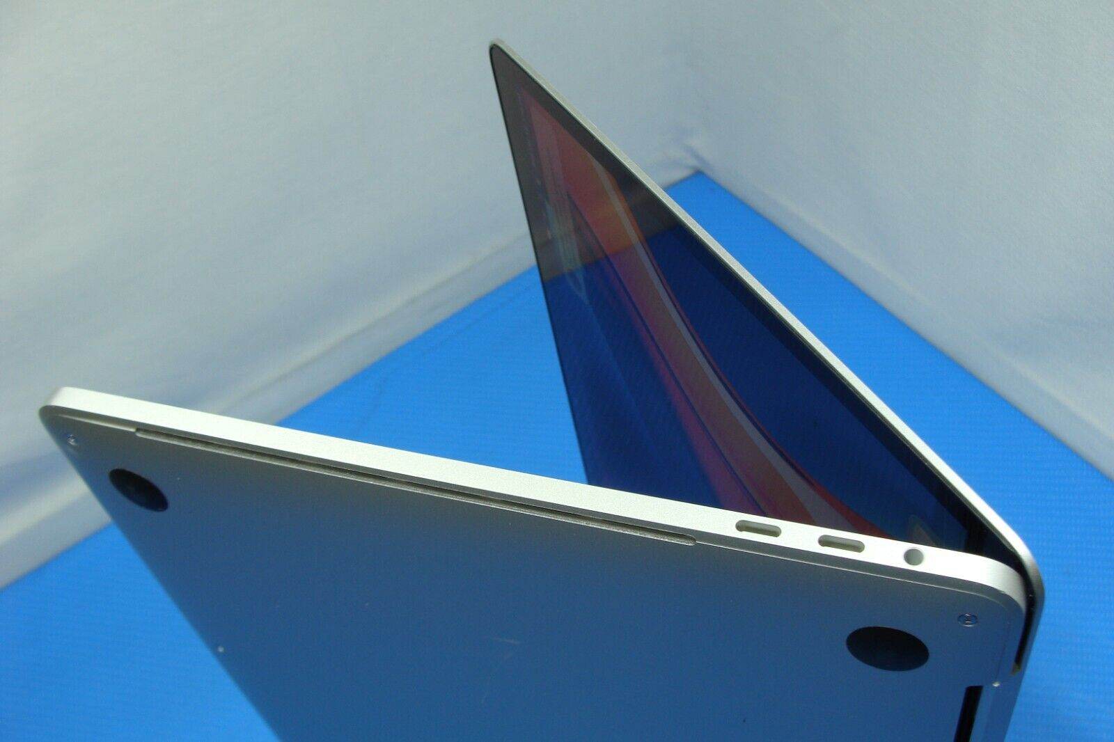 Apple MacBook Pro 13 A1706/BTO Mid-2017 Core i7-7567U 3.5GHz 16GB 512GB 4 cycles