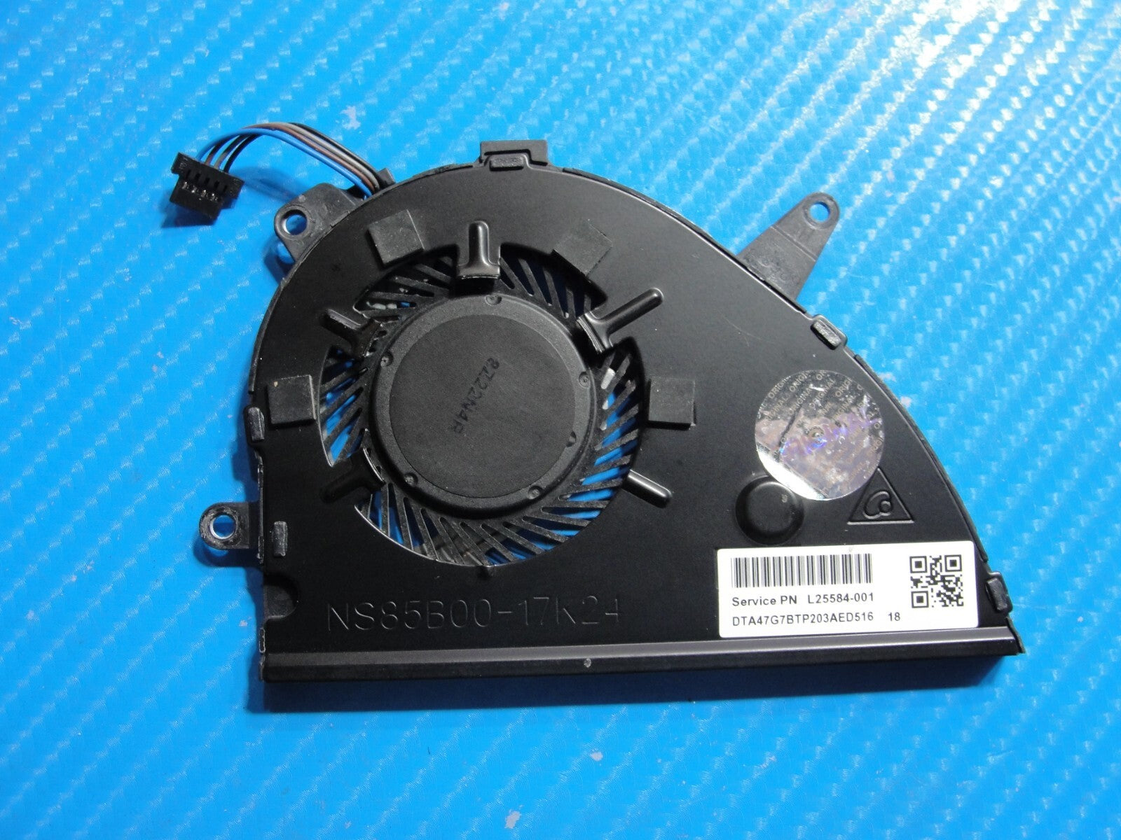 HP Pavilion 15-cs1063cl 15.6