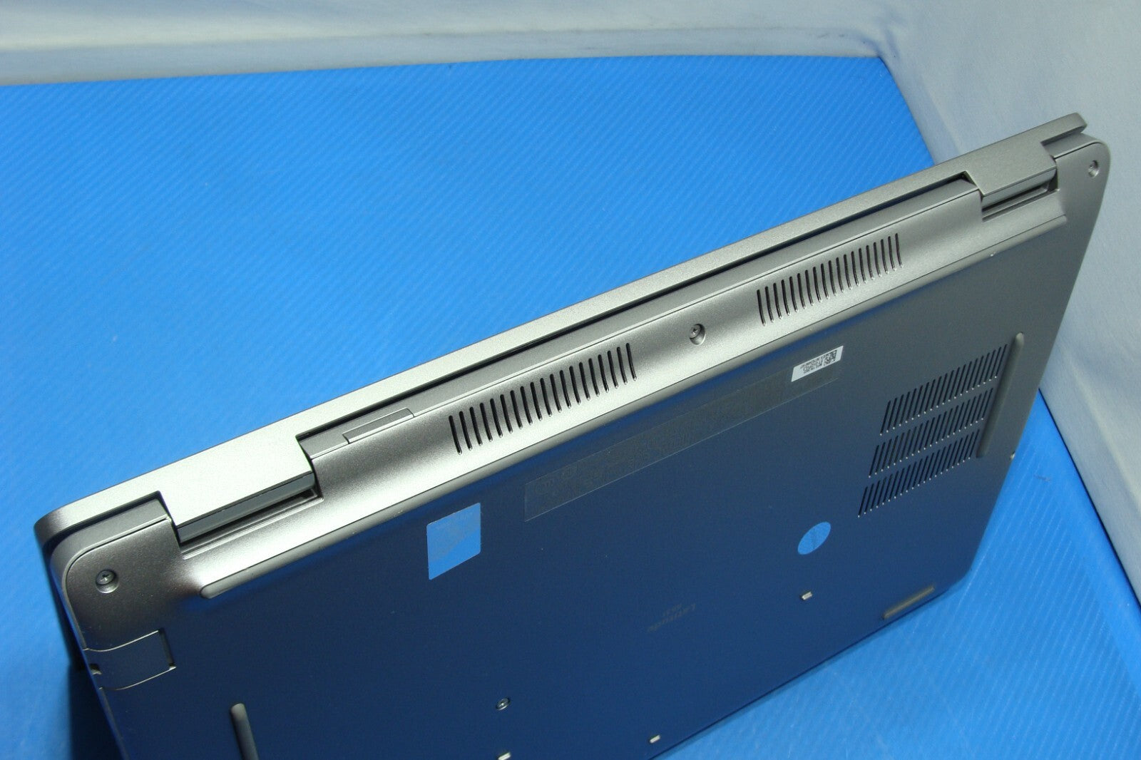 Dell Latitude 5531 15.6" FHD TOUCH i7-12800H max 4.8GB 32GB 2TB SSD EXL Battery