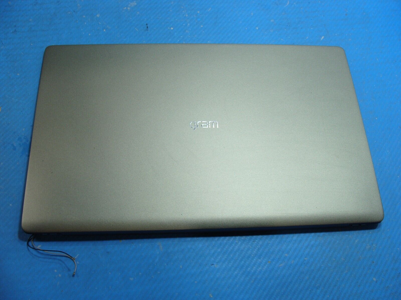 LG Gram 15 15Z95N-G.AAC6U1 15.6" Genuine Glossy FHD LCD Screen Complete Assembly