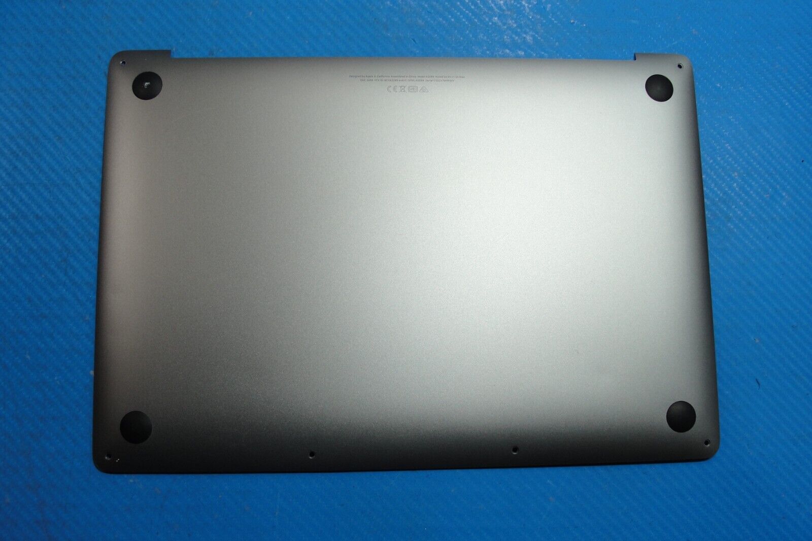 MacBook Pro 13" A2289 Mid 2020 MXK32LL MXK52LL Bottom Case Gray 923-04011 Grd A