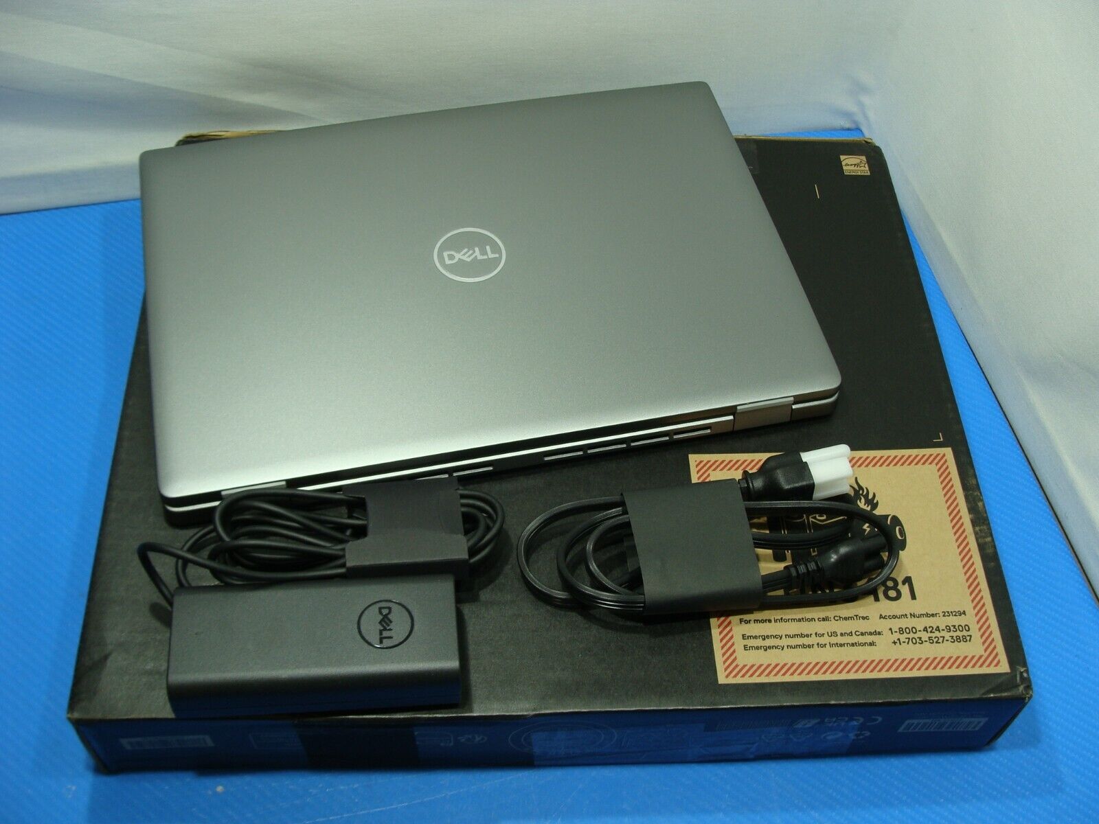 DELL Latitude 7450 Core Ultra 5 135U 14"FHD+ max4.4GHz 16GB 256GB Warranty 2027