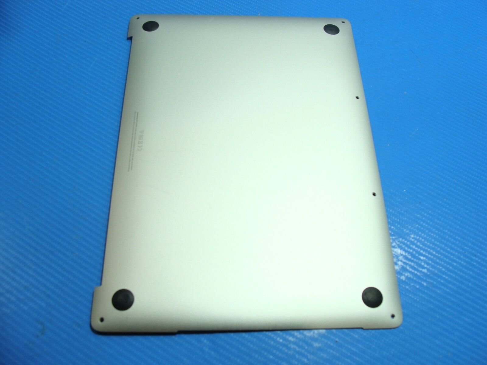 MacBook Pro A2251 13" Mid 2020 MWP72LL/A Bottom Case Silver 923-04158
