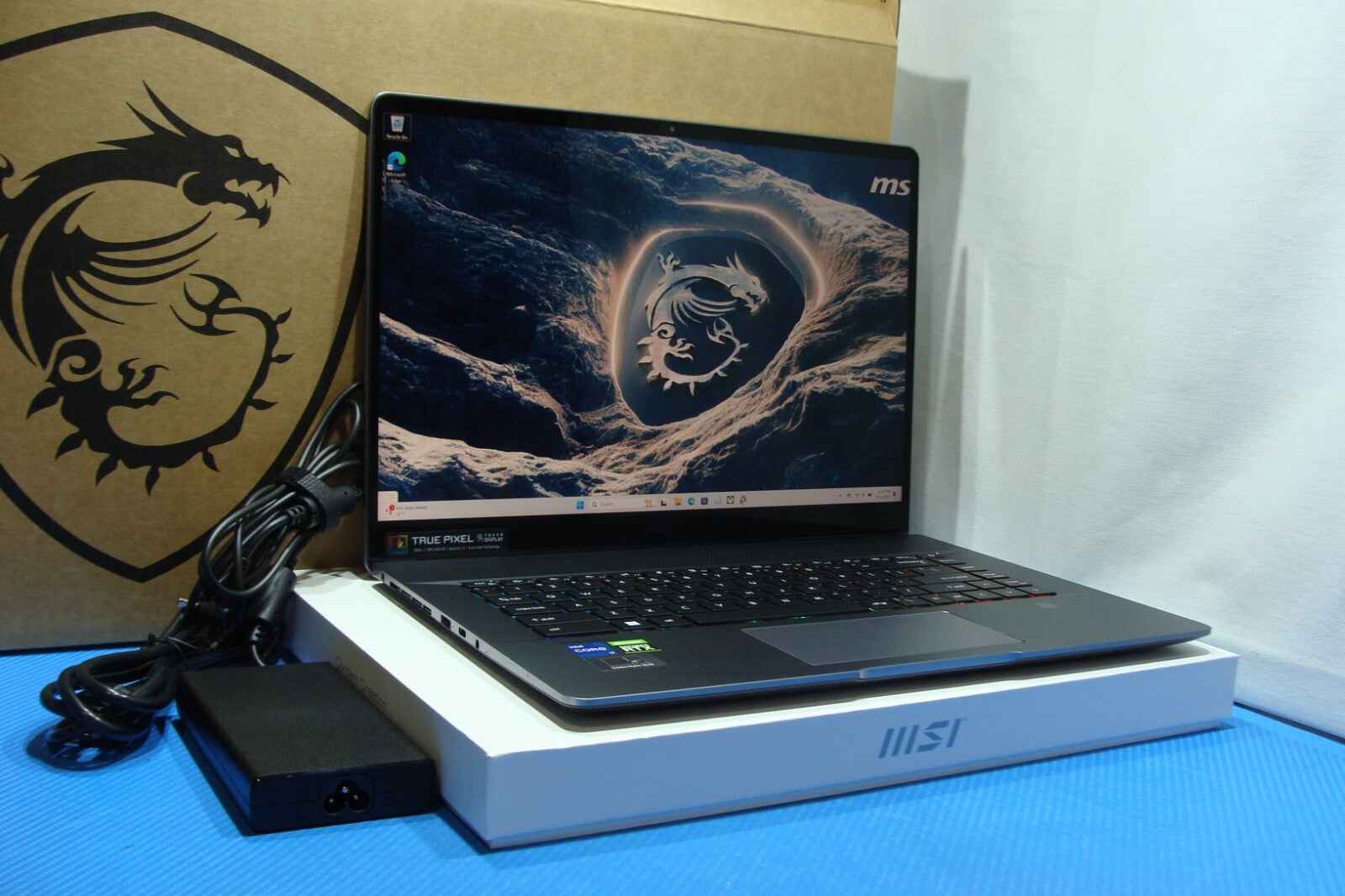 MSI Creator Z16 16
