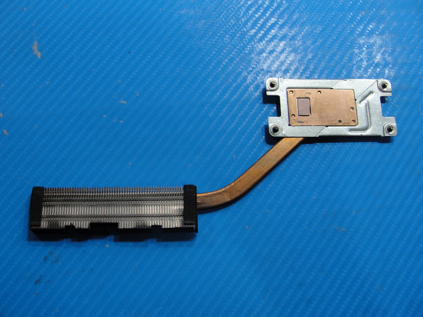 Dell Latitude 3500 15.6" CPU Cooling Heatsink VN8J1 460.0FY01.0011