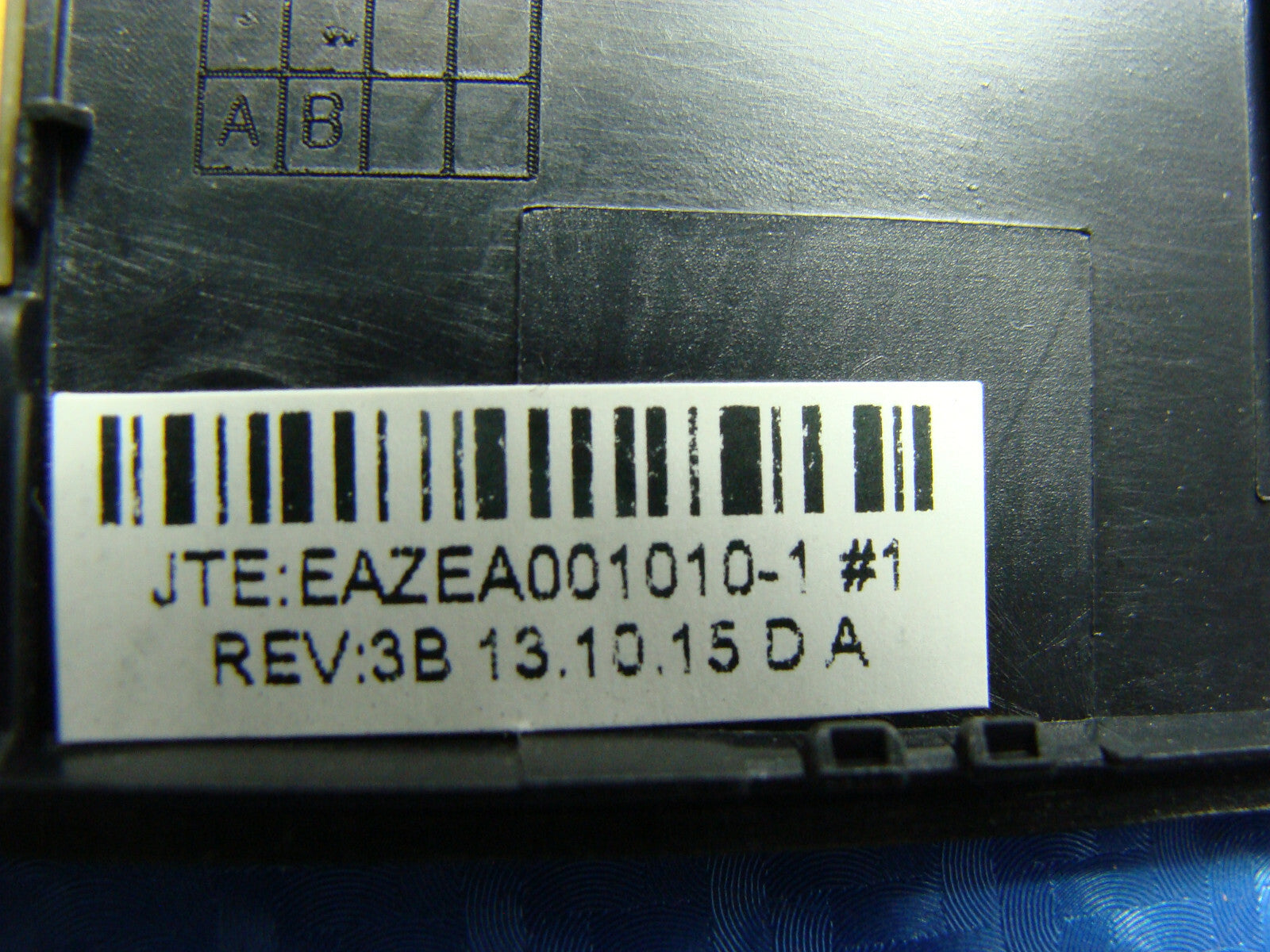 Gateway LT41P04u 10.1" Genuine Laptop Palmrest with Touchpad 3EZEATATN00