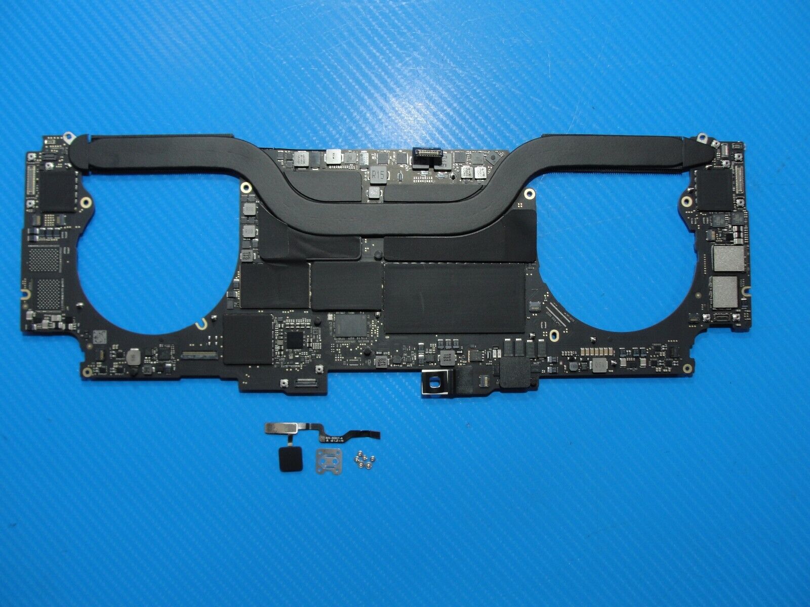 MacBook Pro A2141 16" i7-9750H 2.6GHz 16GB 5300 4G Logic Board 820-01700-A AS IS