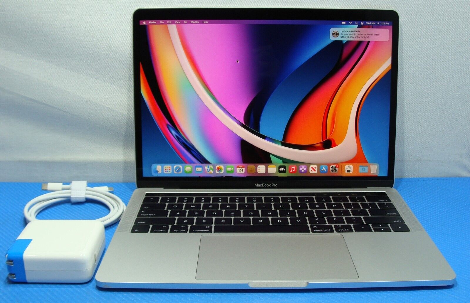 Apple MacBook Pro 13 A1706/BTO Mid-2017 Core i7-7567U 3.5GHz 16GB 512GB 4 cycles