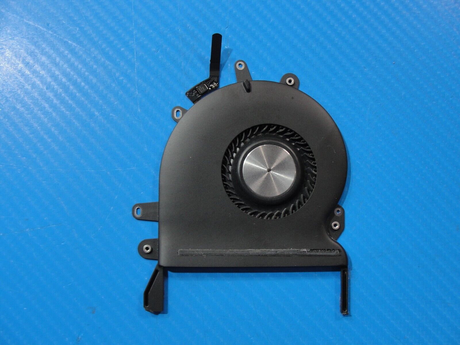 MacBook Pro 15" A1990 Mid 2018 BTO CPU Cooling Right Fan 923-02539 610-00152-B