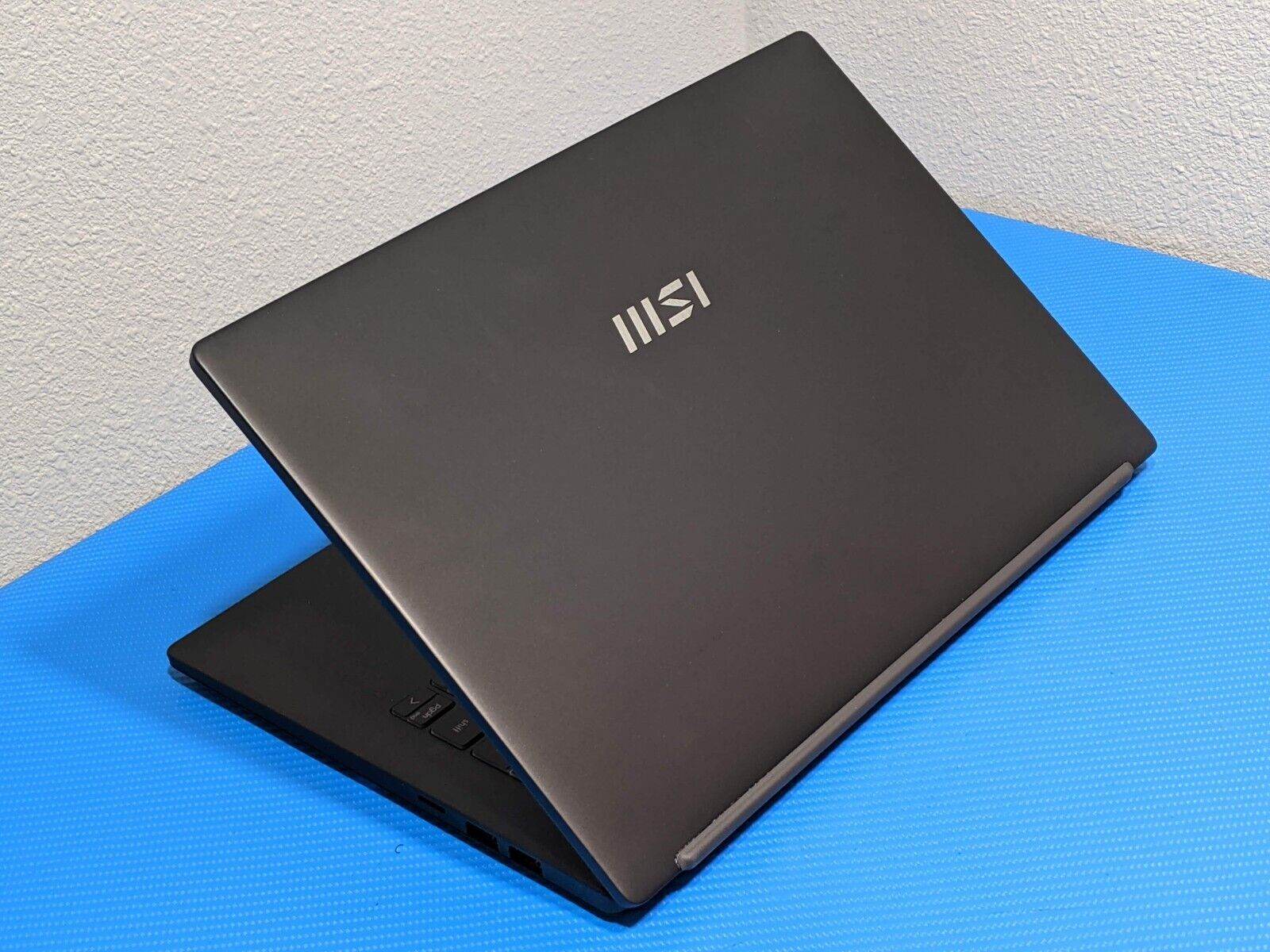 2024 MSI Modern 14 C13M 14''FHD i7-1355U 1.7GHz 16GB 512GB SSD 96% Bat +Charger