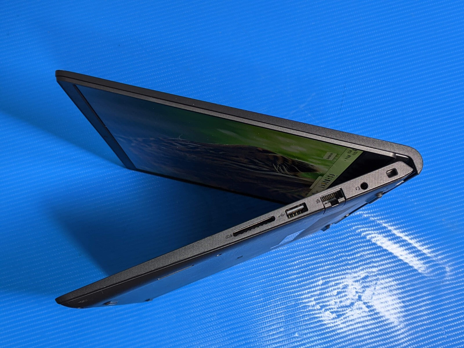 Dell Vostro 3420 14
