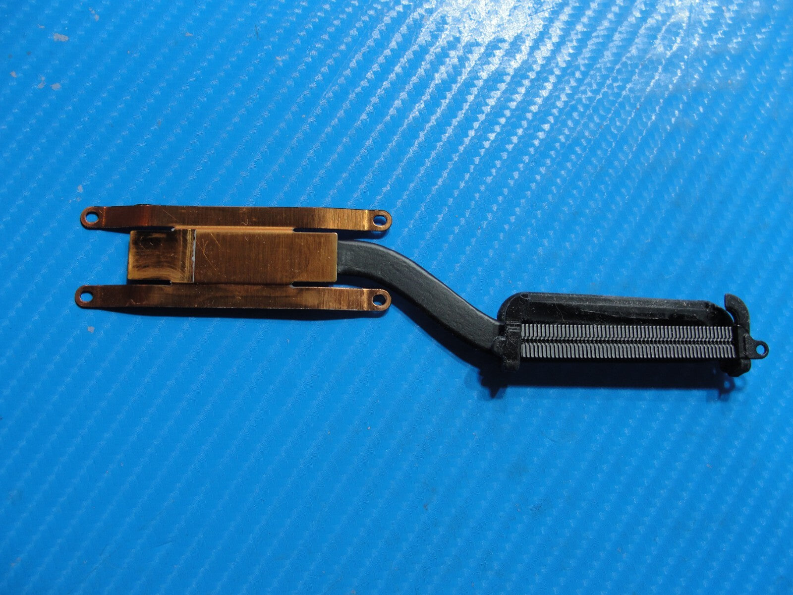 Macbook Air A1466 13" Early 2015 MJVE2LL/A CPU Heatsink 076-00070