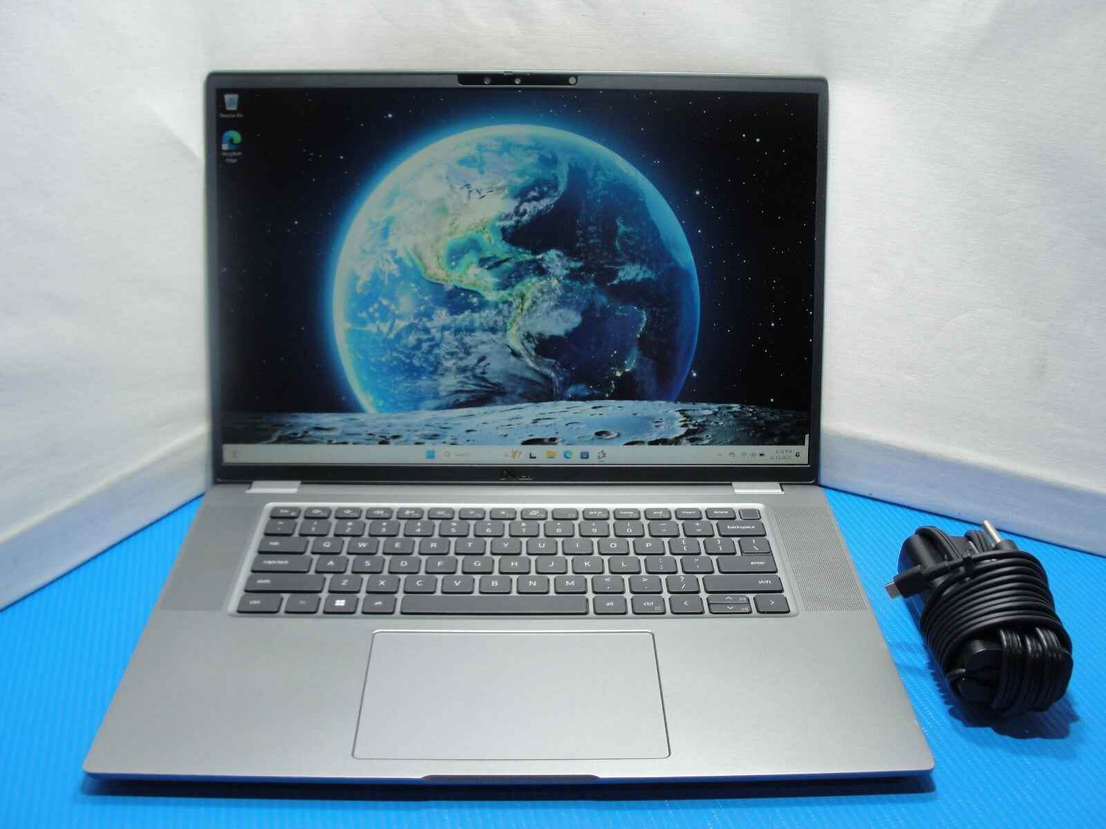 Dell Latitude 7640 16”FHD+  i5-1345U 1.6GHz 16GB 256GB SSD +Charger/ Warranty