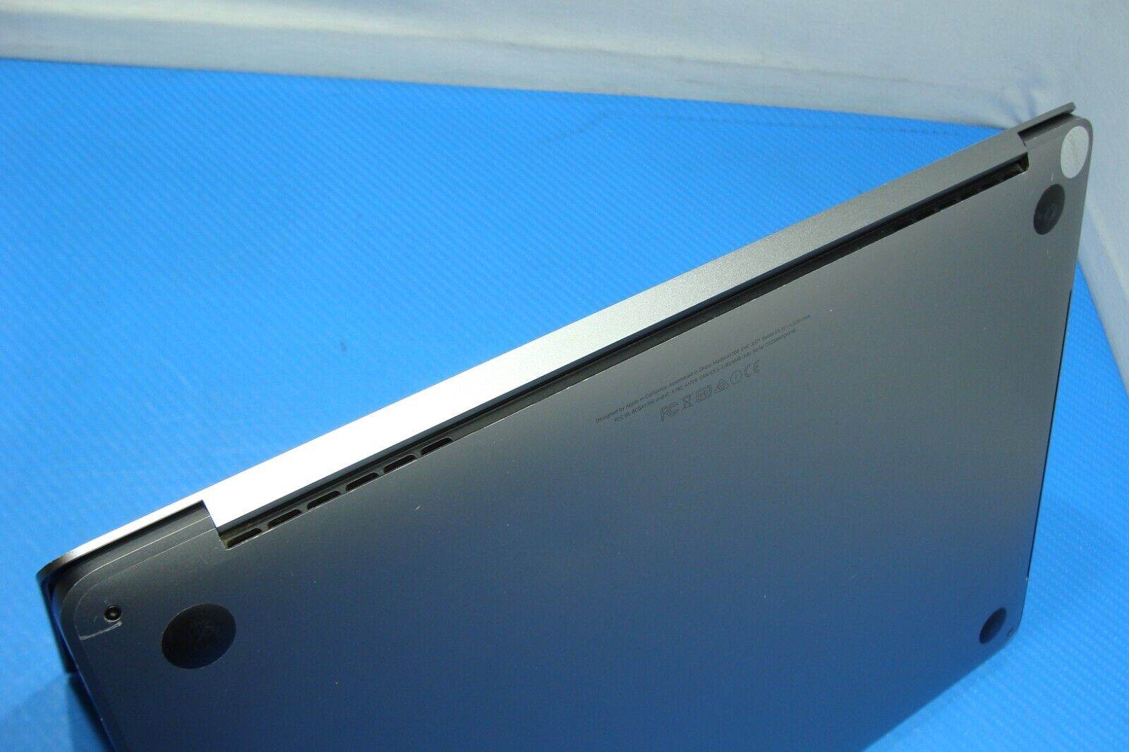 Apple MacBook Pro 13 A1706/BTO Mid-2017 Core i7-6567U 3.3GHz 16GB 512GB 4 cycles