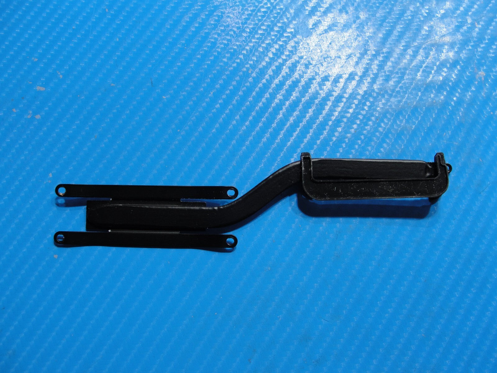 Macbook Air A1466 13" Early 2015 MJVE2LL/A CPU Heatsink 076-00070