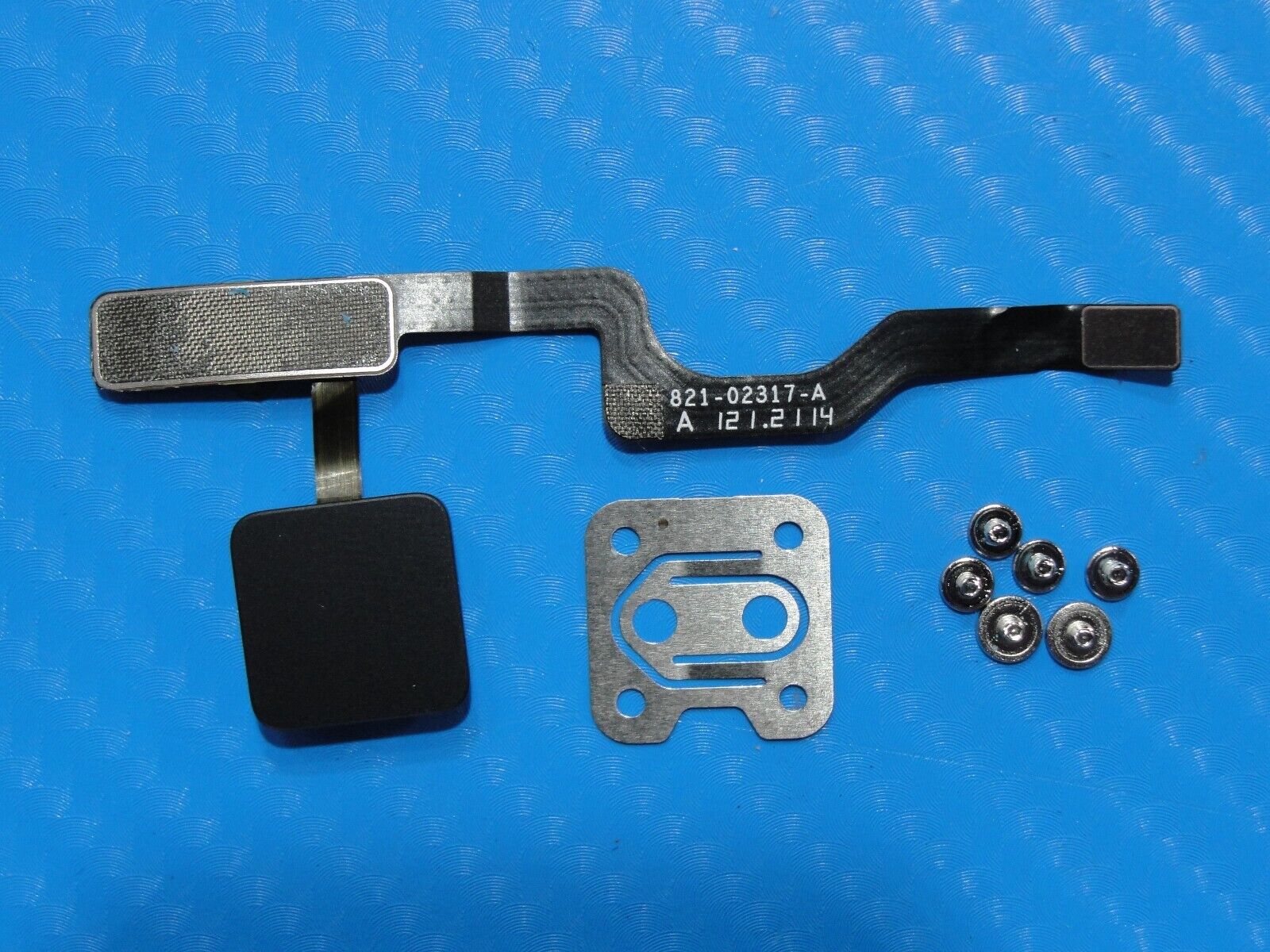 MacBook Pro A2141 16" i7-9750H 2.6GHz 16GB 5300 4G Logic Board 820-01700-A AS IS