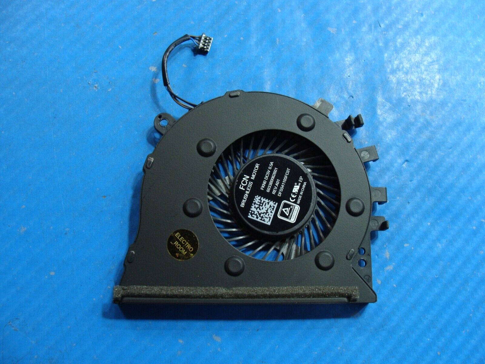HP 17.3