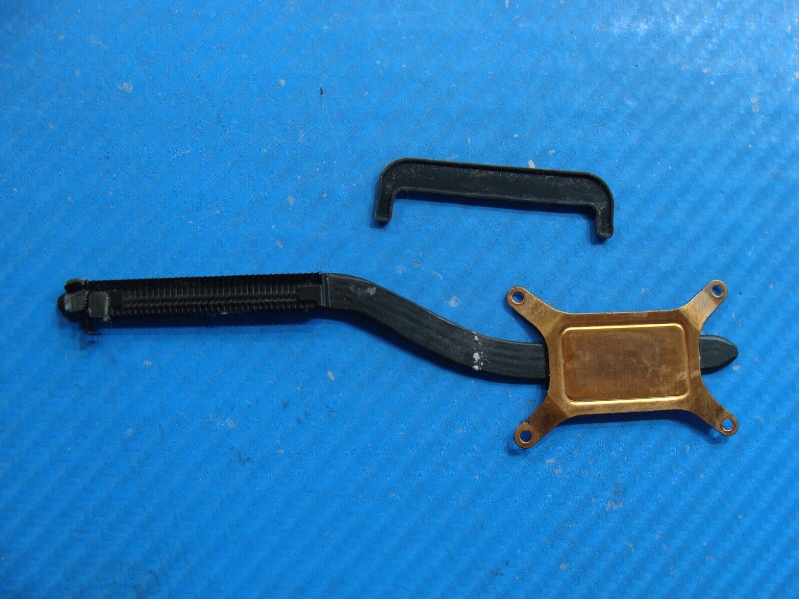 MacBook Air A1465 Mid 2012 MD223LL/A MD224LL/A 11" Genuine Heatsink Kit 076-1388