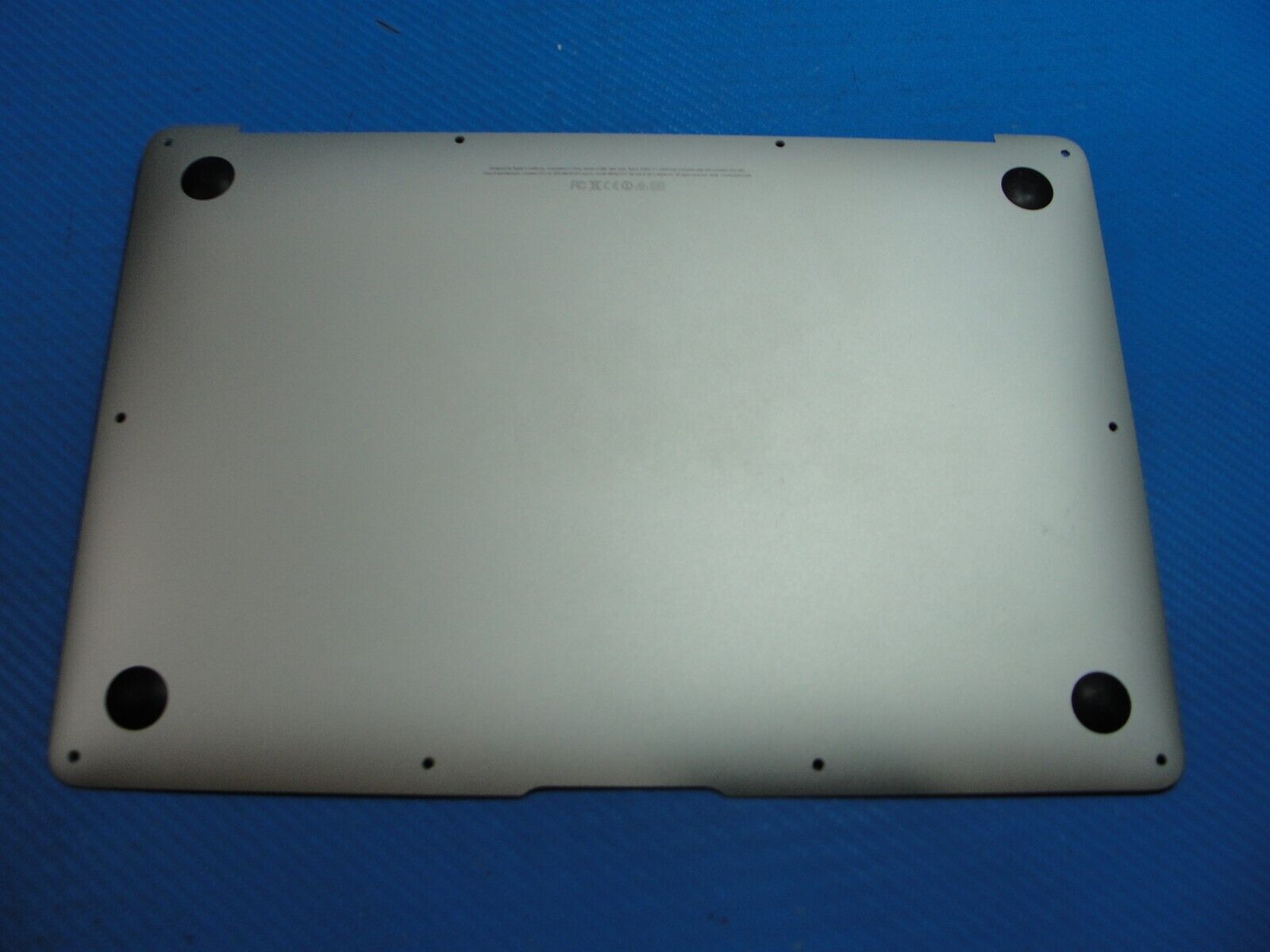 MacBook Air A1466 13" Early 2014 MD760LL/B Bottom Case Silver 923-0443