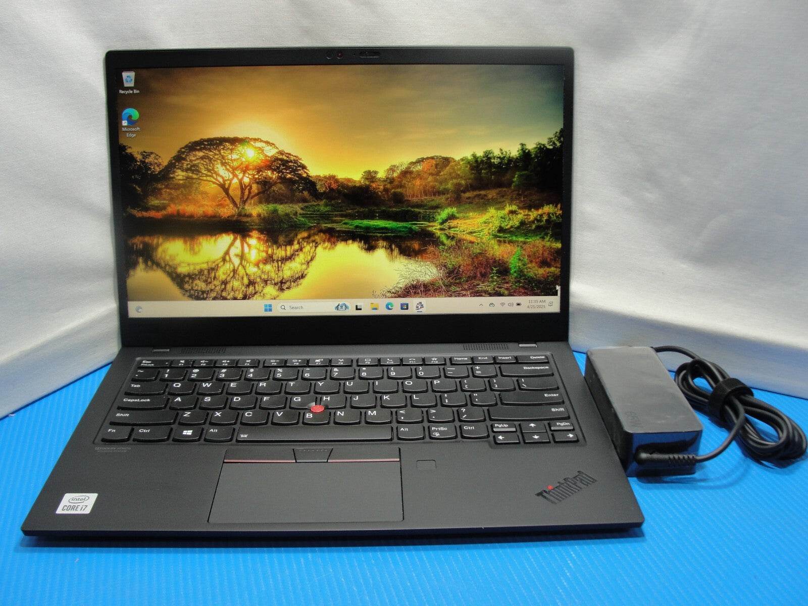 Lenovo ThinkPad X1 Carbon Gen 8 14” FHD+ Intel Core i7-10510U 1.8GHz 16GB 512GB