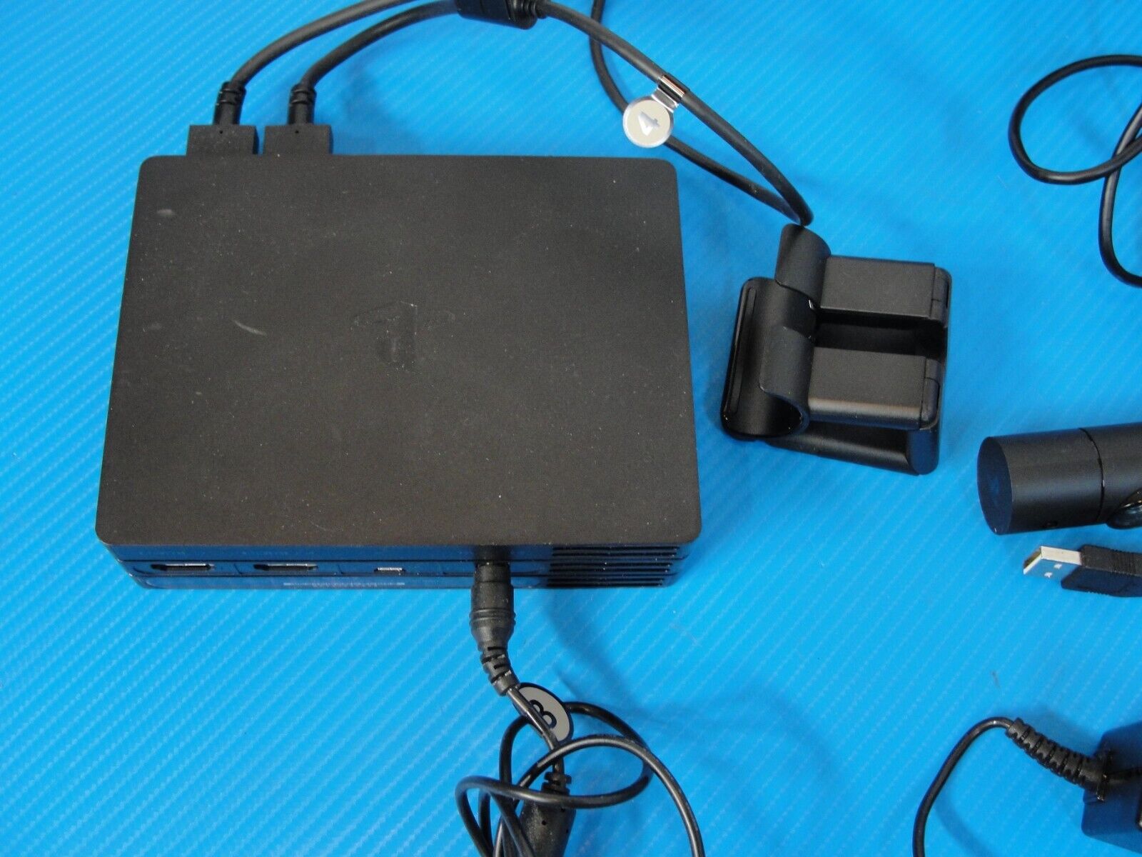 Sony VR Bundle CUH-ZVR2 Headset, CUH-ZEY2 Camera, Power Adapter /Untested