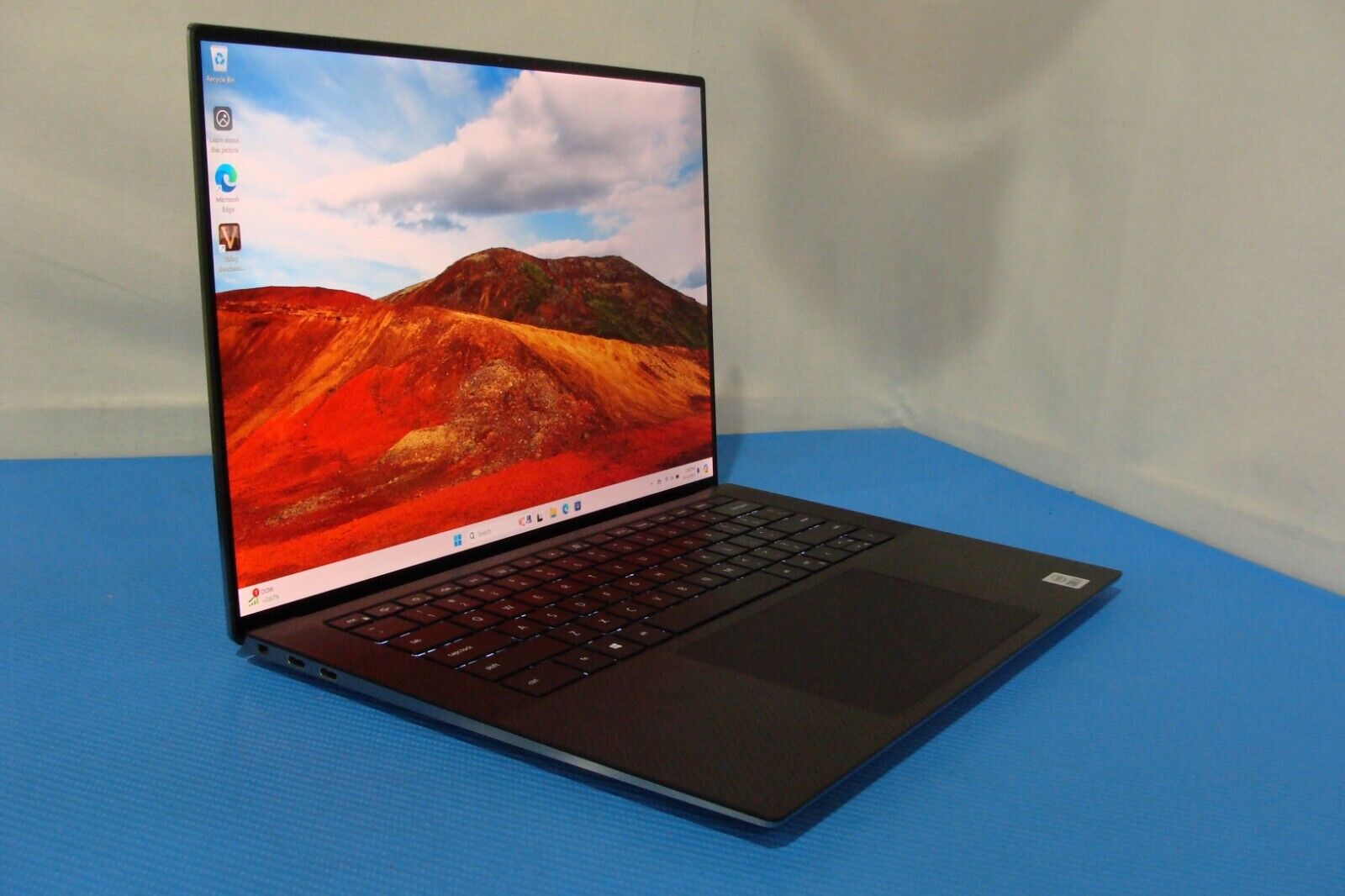 Dell Precision 5550 15.6"UHD+ TOUCH i7-10850H 2.7GHz 32GB 512GB Win11Pro T1000