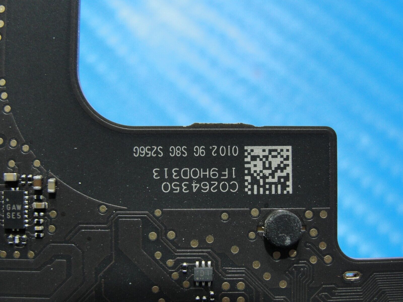MacBook Pro A1706 13