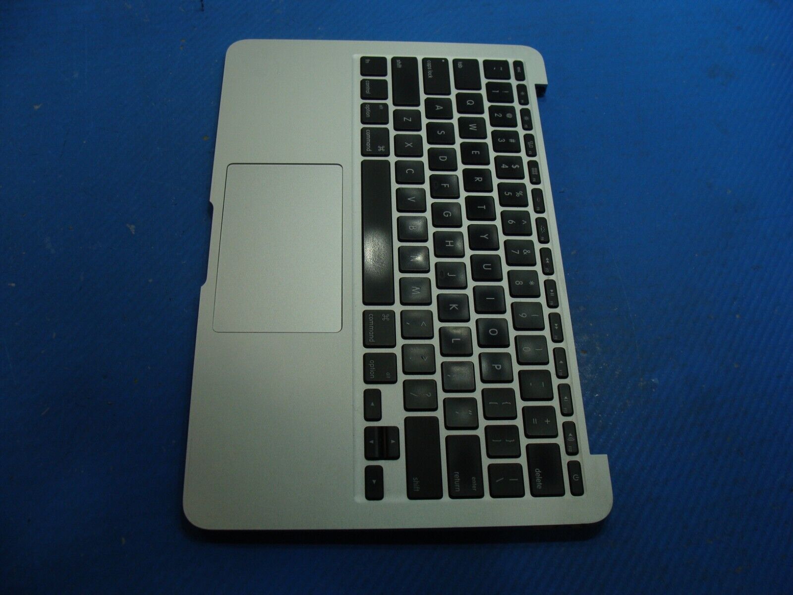 MacBook Air A1465 Mid 2012 MD223LL/A 11" Top Case Palmrest w/Keyboard 661-6629