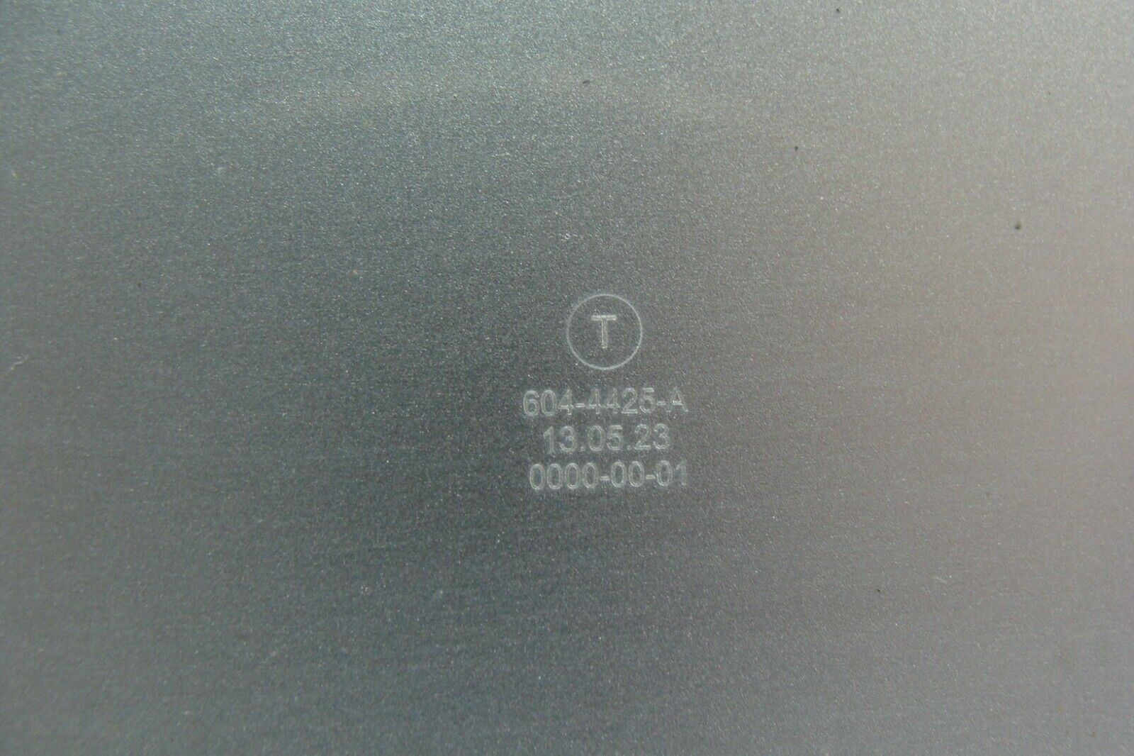 MacBook Air A1466 Mid 2013 MD760LL/A 13" Genuine Bottom Case Silver 923-0443