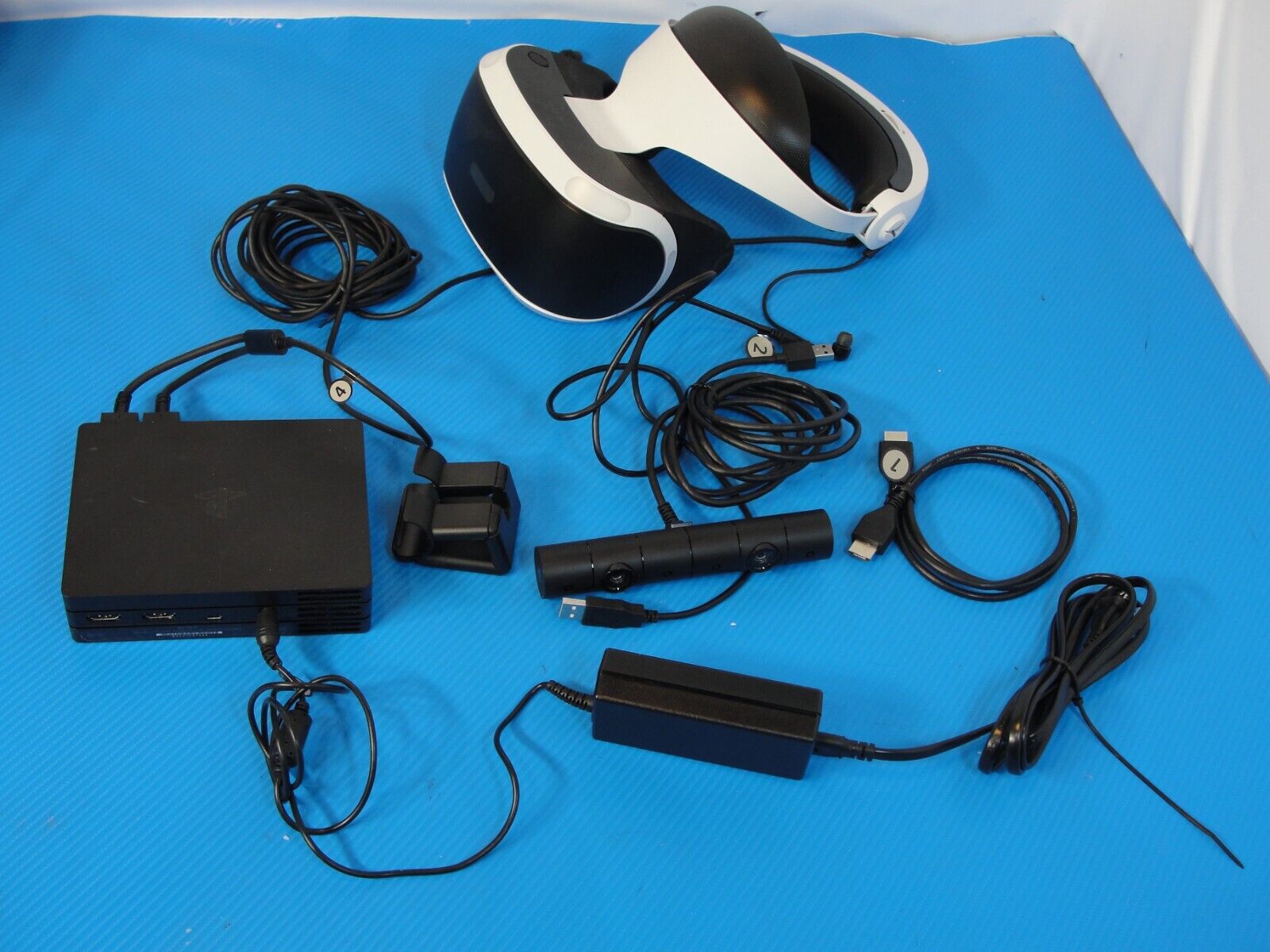 Sony VR Bundle CUH-ZVR2 Headset, CUH-ZEY2 Camera, Power Adapter /Untested