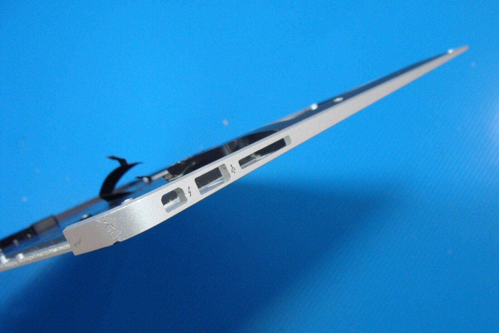 MacBook Air A1466 13" 2015 MJVE2LL/A Top Case w/Keyboard Trackpad 661-7480