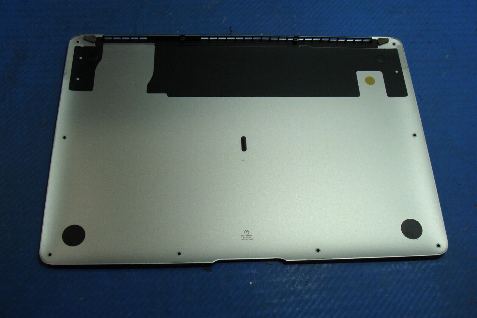 MacBook Air A1466 Early 2015 MJVE2LL/A 13" Genuine Bottom Case Silver 923-00505