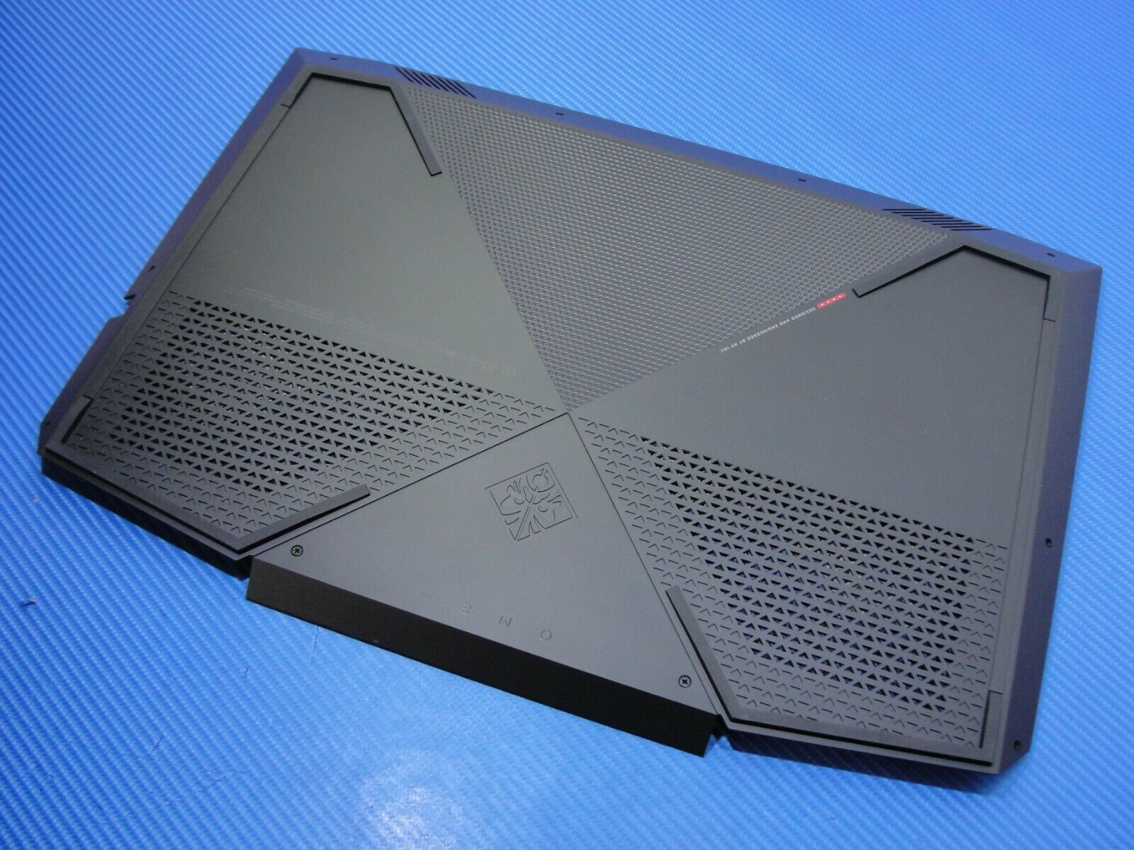 HP OMEN 17.3