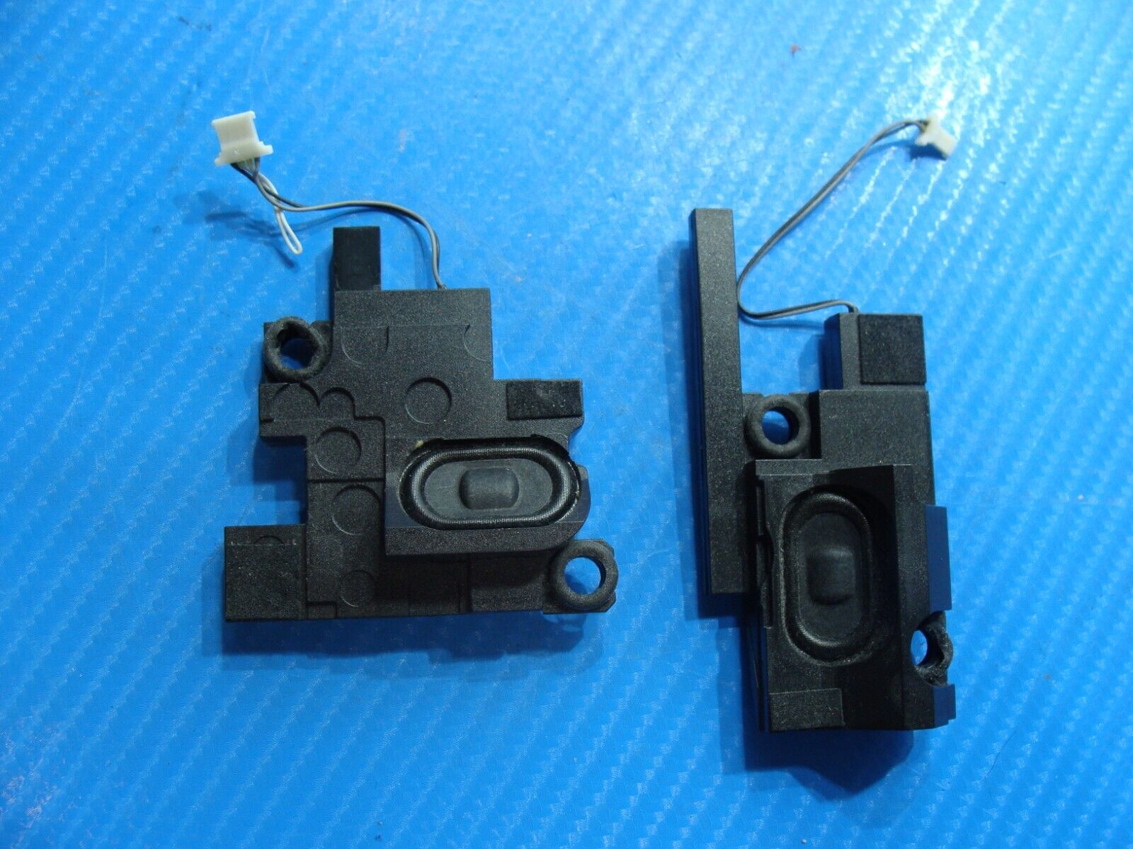 Lenovo IdeaPad 15.6" 700-15ISK Genuine Left & Right Speaker Set 023.4008L.0002
