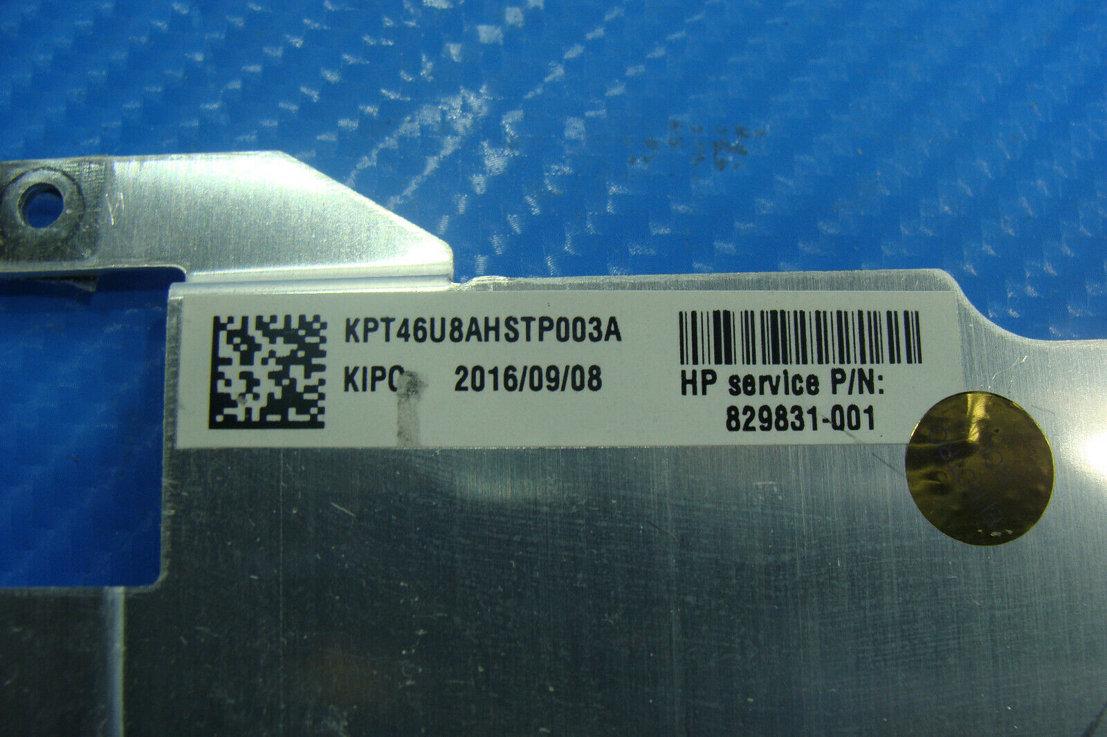 HP Flyer Red 15-f272wm 15.6