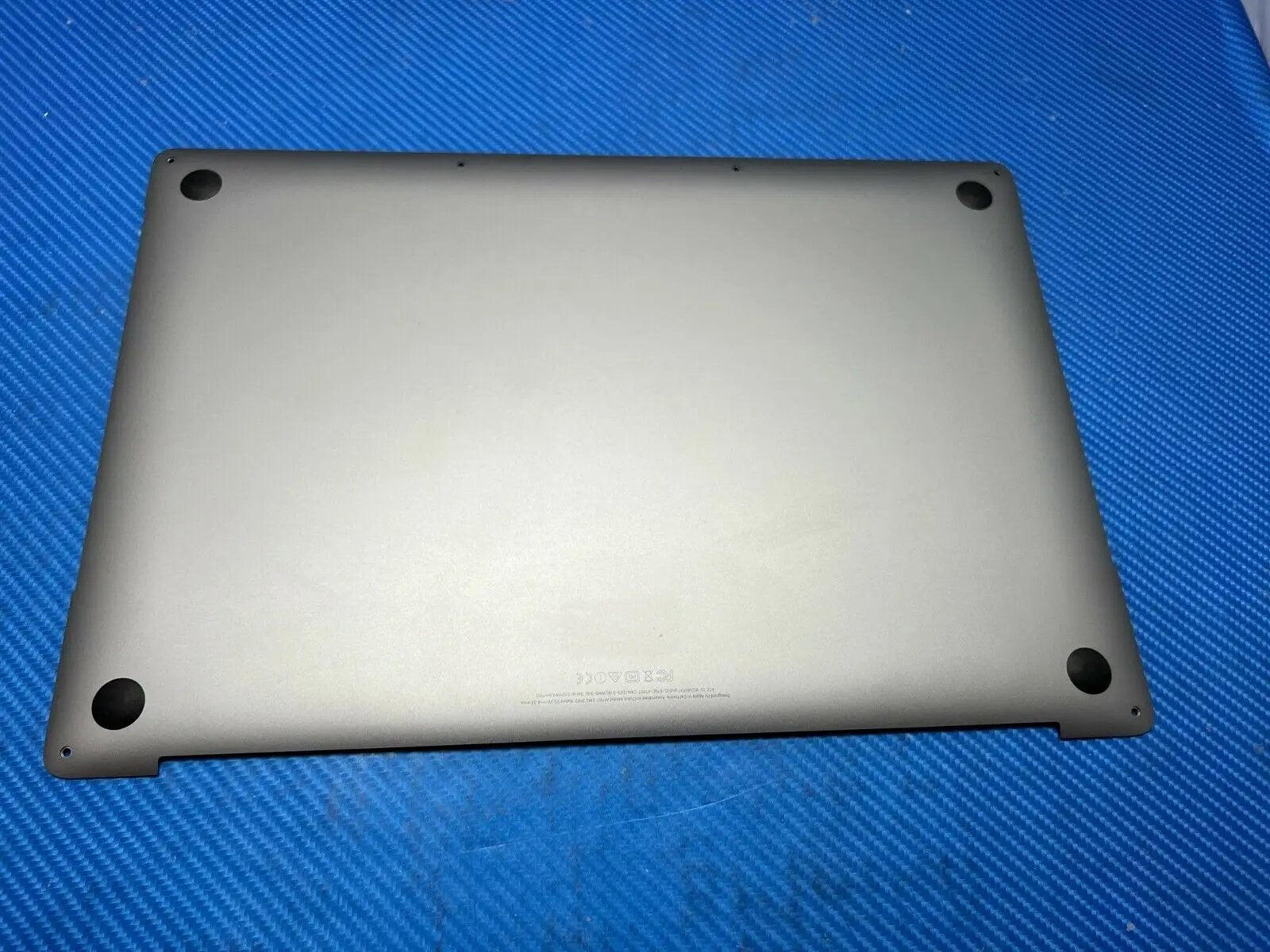 MacBook Pro A1707 15" Mid 2017 MPTR2LL/A OEM Bottom Case Space Gray 923-01789