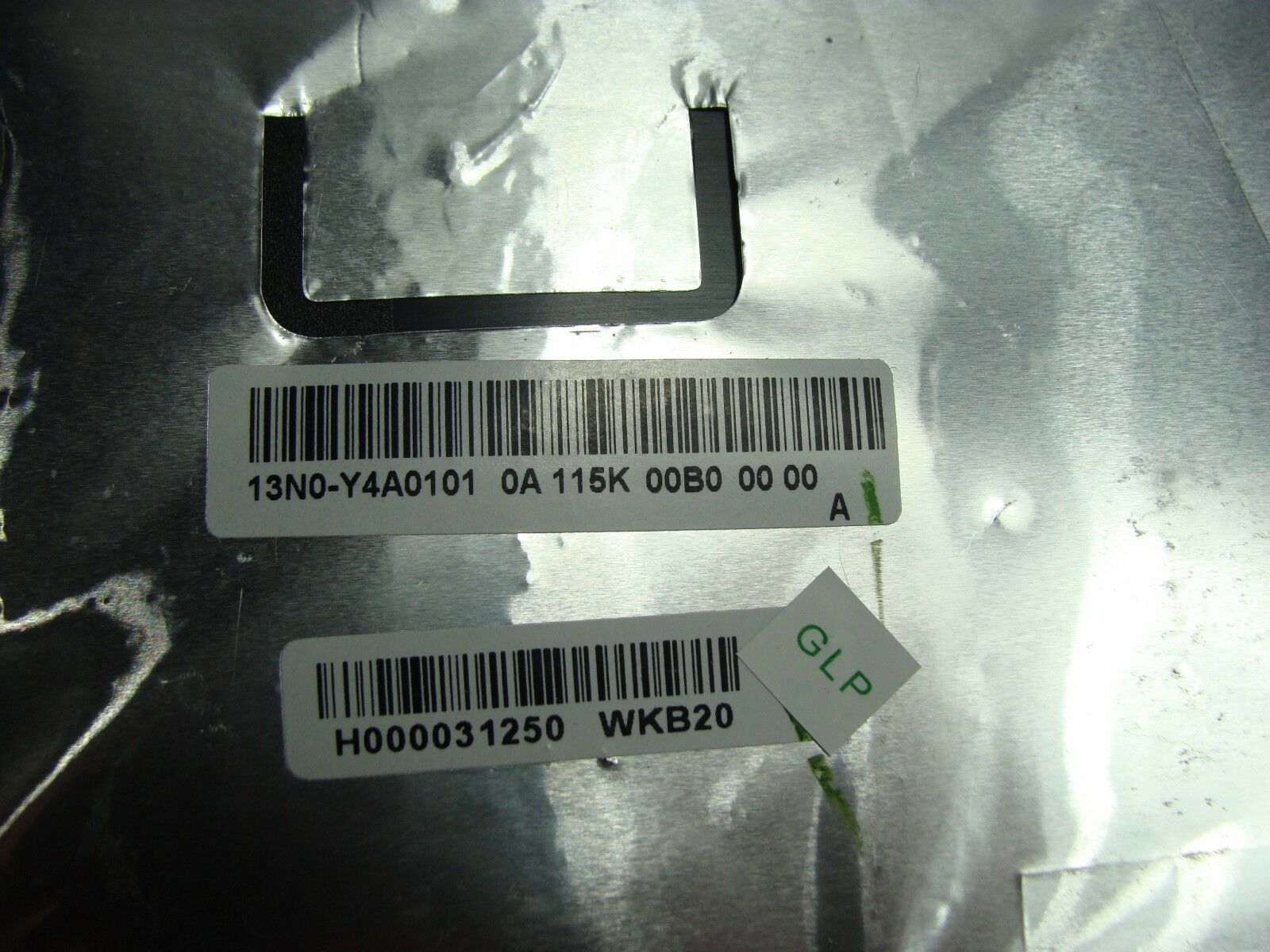 Toshiba Satellite C675-S7200 17.3" Genuine LCD Back Cover w/ Bezel H000031250 Toshiba