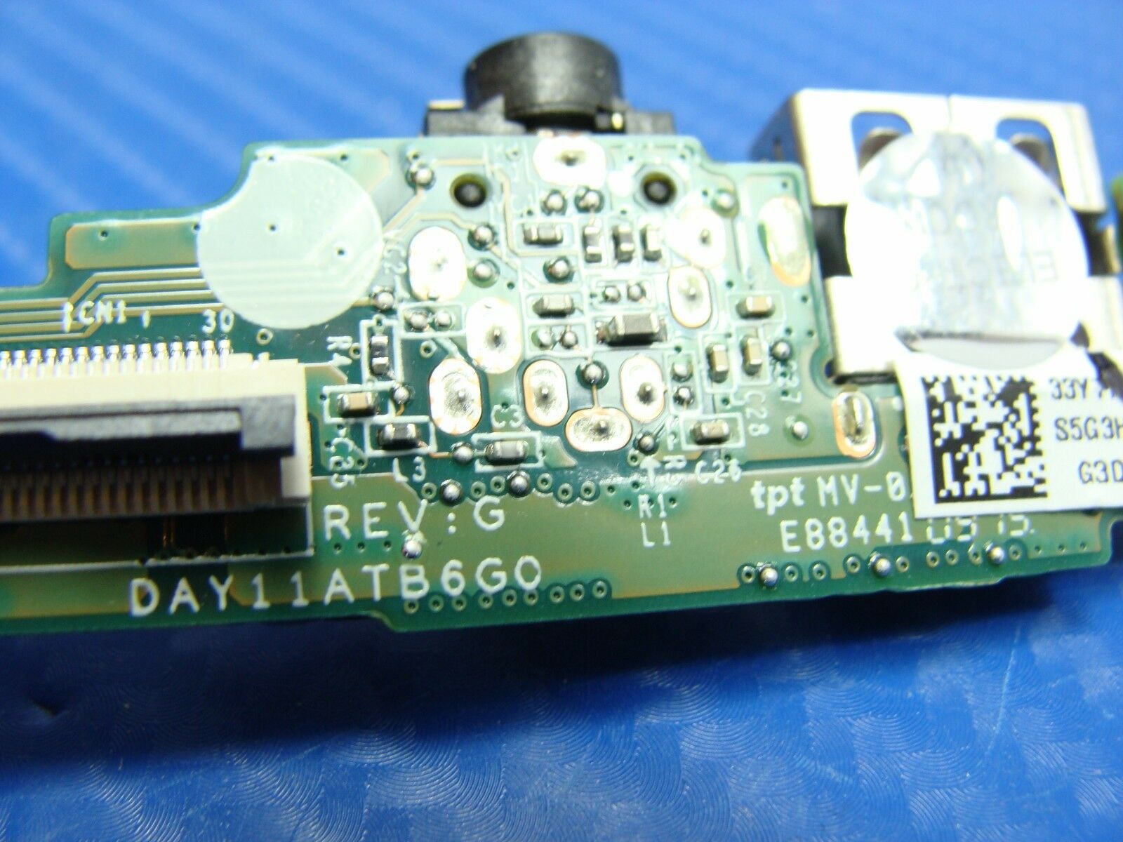HP Pavilion 15-p030nr 15.6
