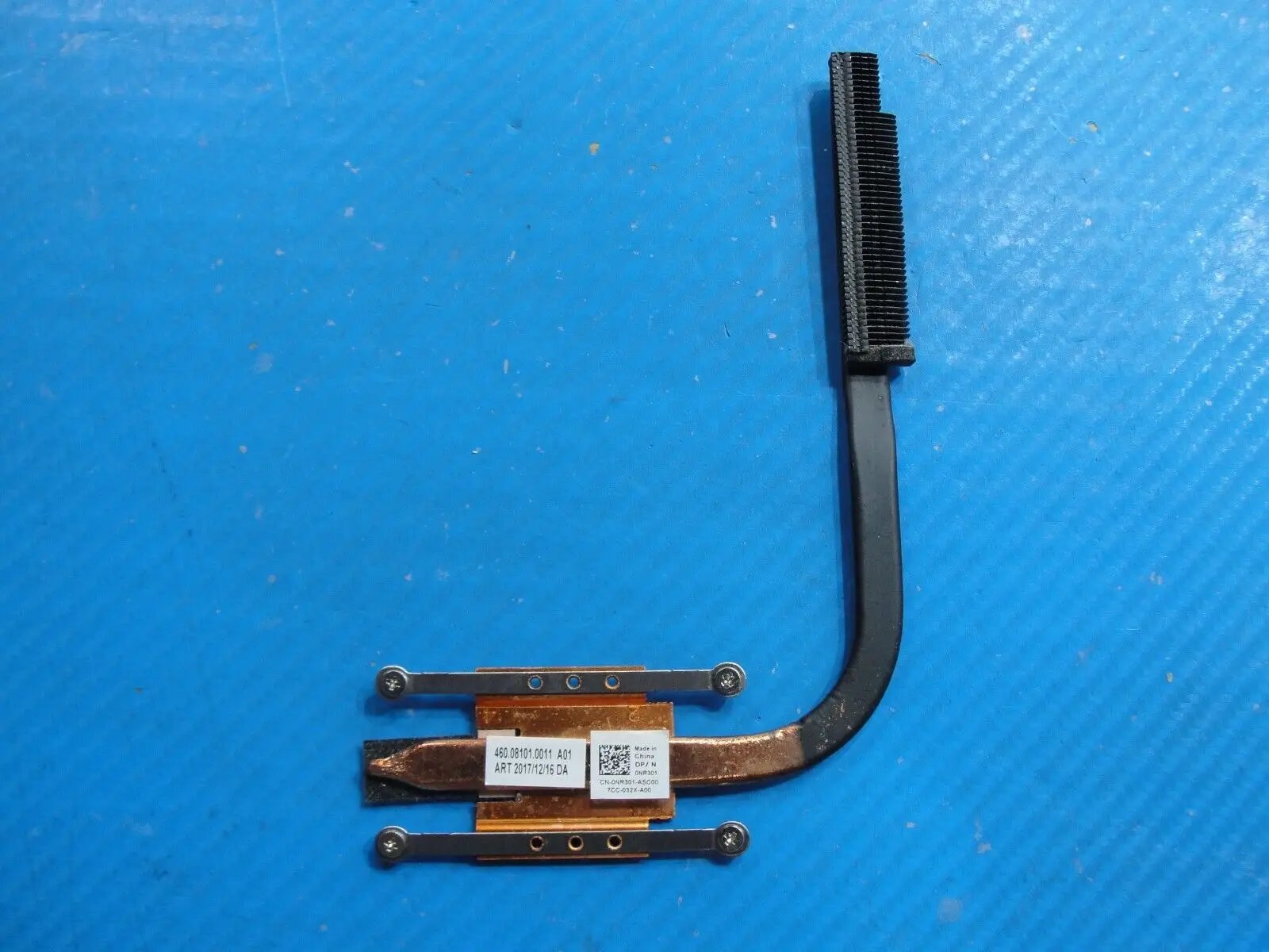 Dell Inspiron 13.3" 5379 Genuine CPU Cooling Heatsink NR301 460.08101.0011