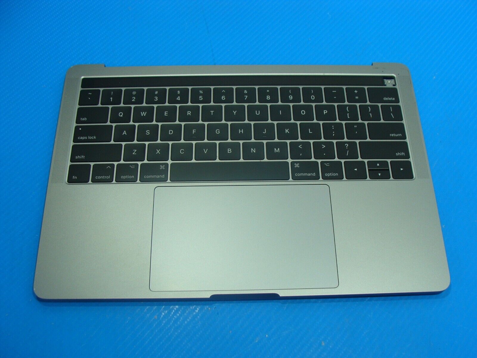 MacBook Pro 13" A1706 Mid 2017 OEM Top Case Palmrest NO Battery Gray 661-07950
