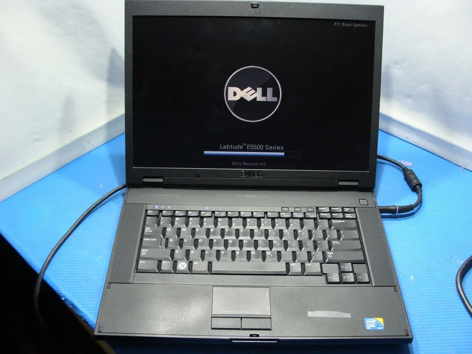 Parts Special GRAB Dell Latitude E5500 Intel Core 2 Duo P8700 2.53Ghz 2GB RAM