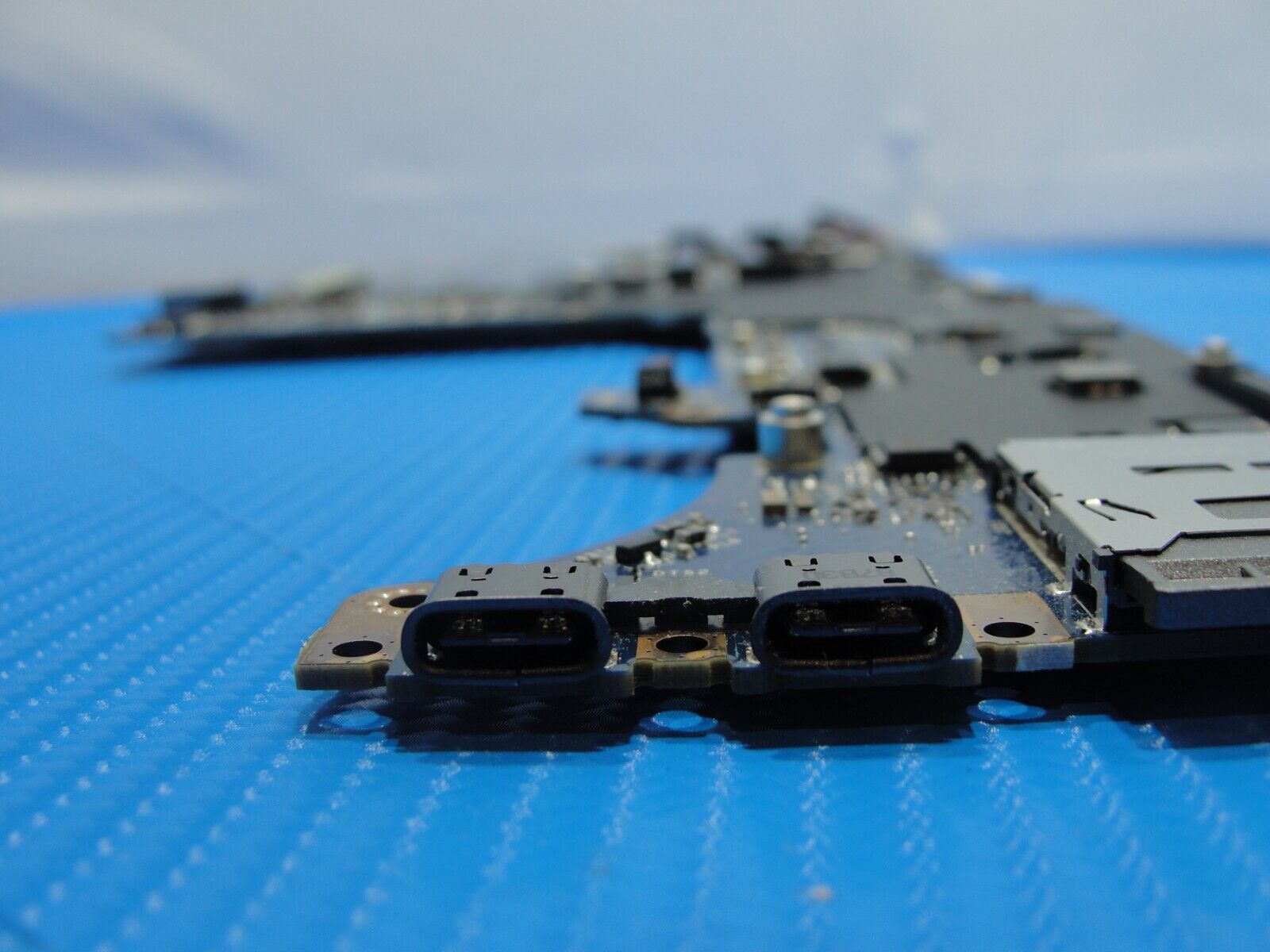 Dell Precision 7530 15.6" Genuine Intel i7-8850H 2.6GHz Motherboard Y0MPW