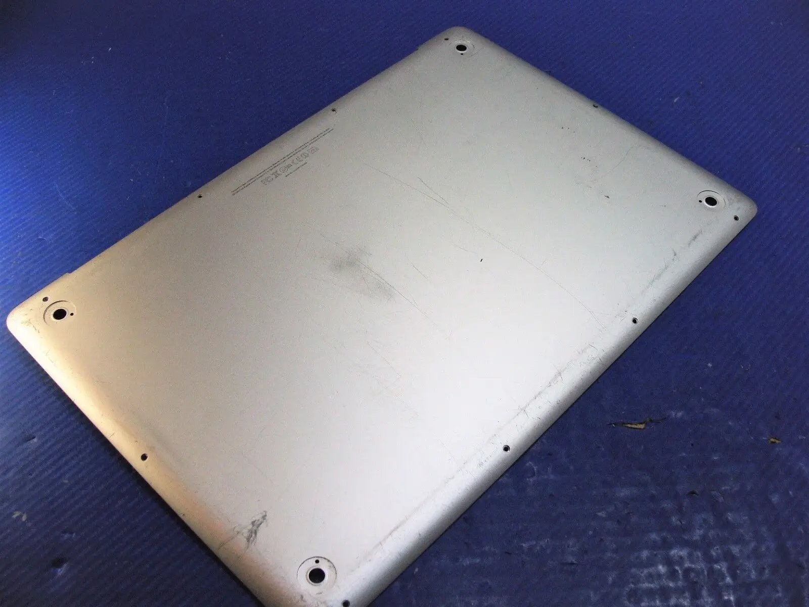 MacBook Pro 15" A1286 Mid 2012 MD103LL/A Genuine Bottom Case Silver 923-0083